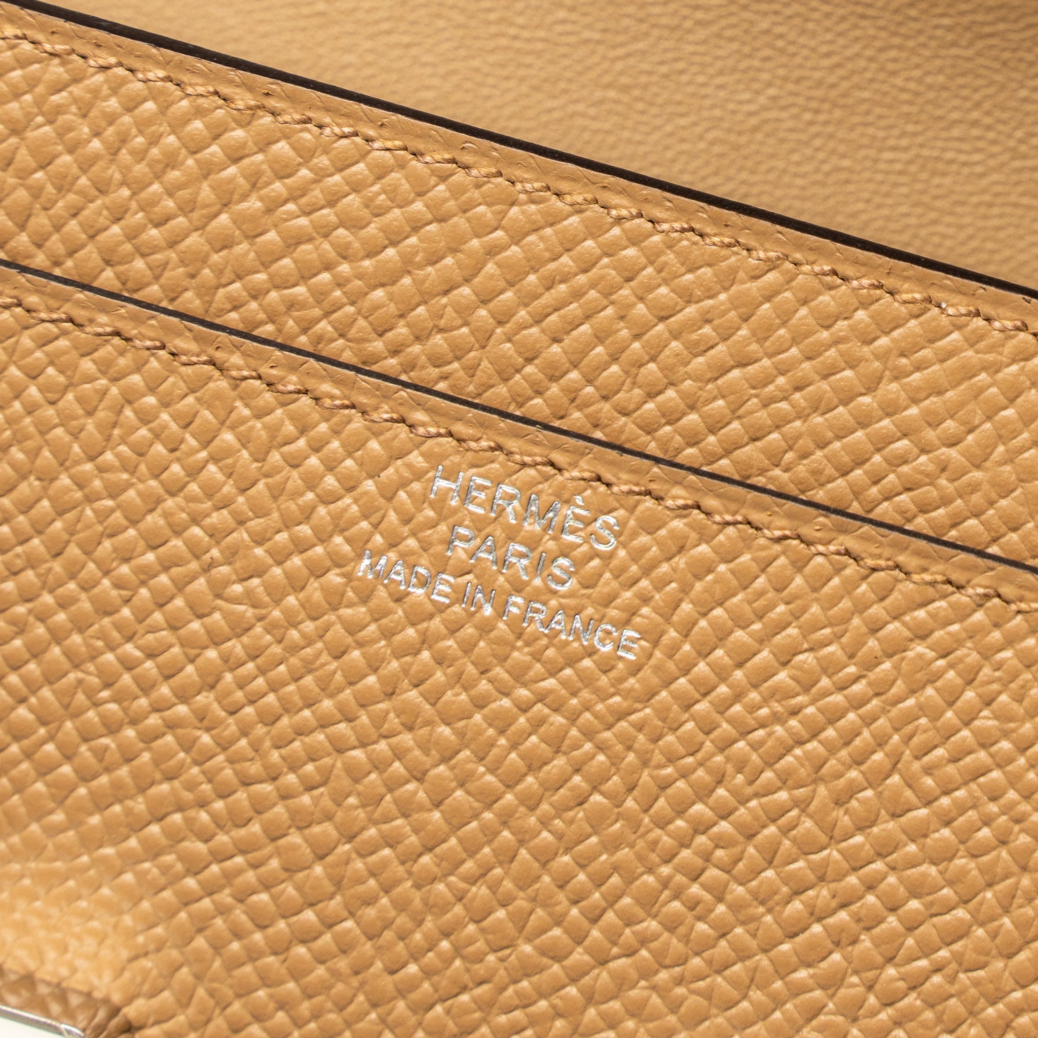 HERMES CONSTANCE TO GO EPSOM CHAI/NATA LAQUE HARDWARE
