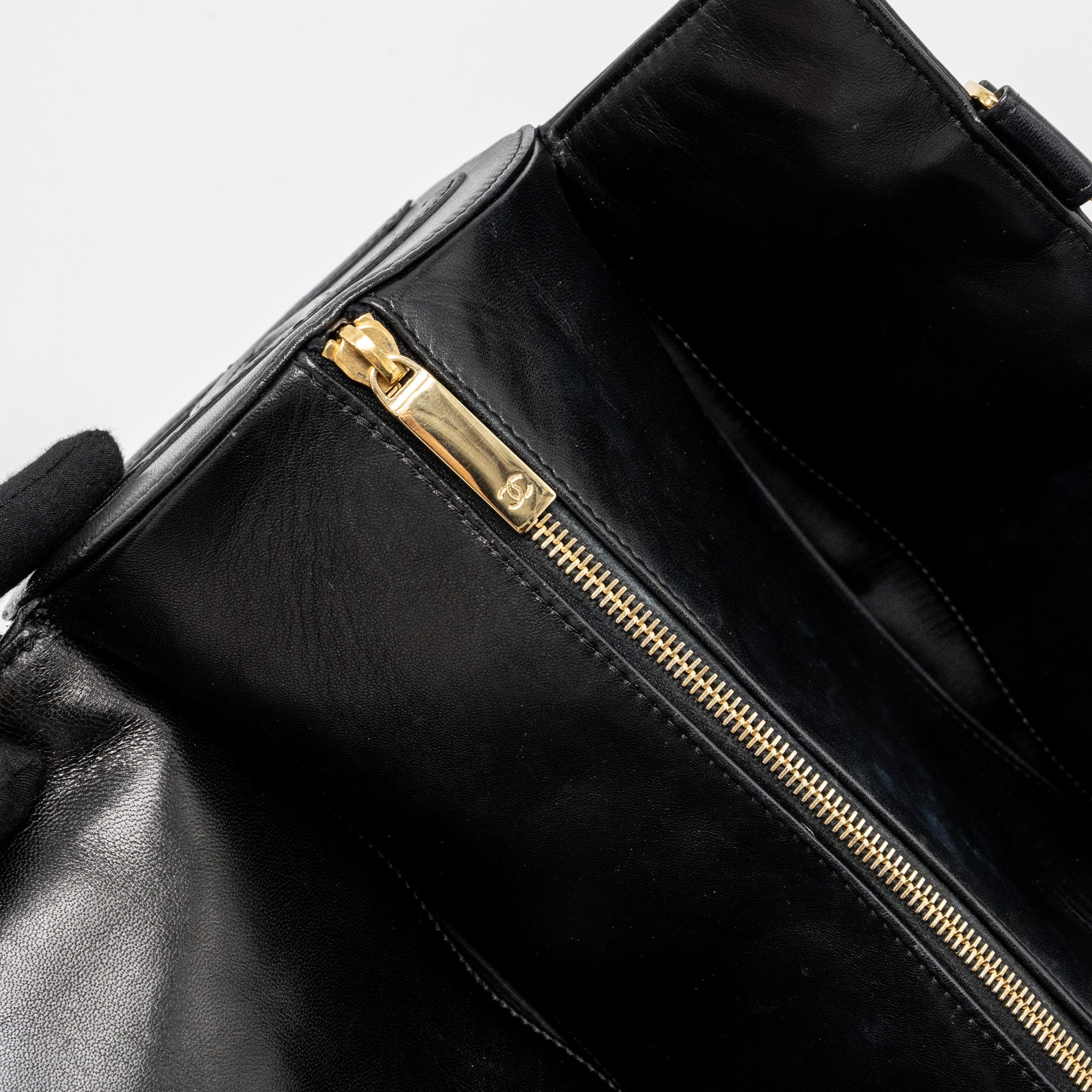 CHANEL VINTAGE CHOCOLATE BAR BARREL HANDBAG LAMBSKIN BLACK GHW