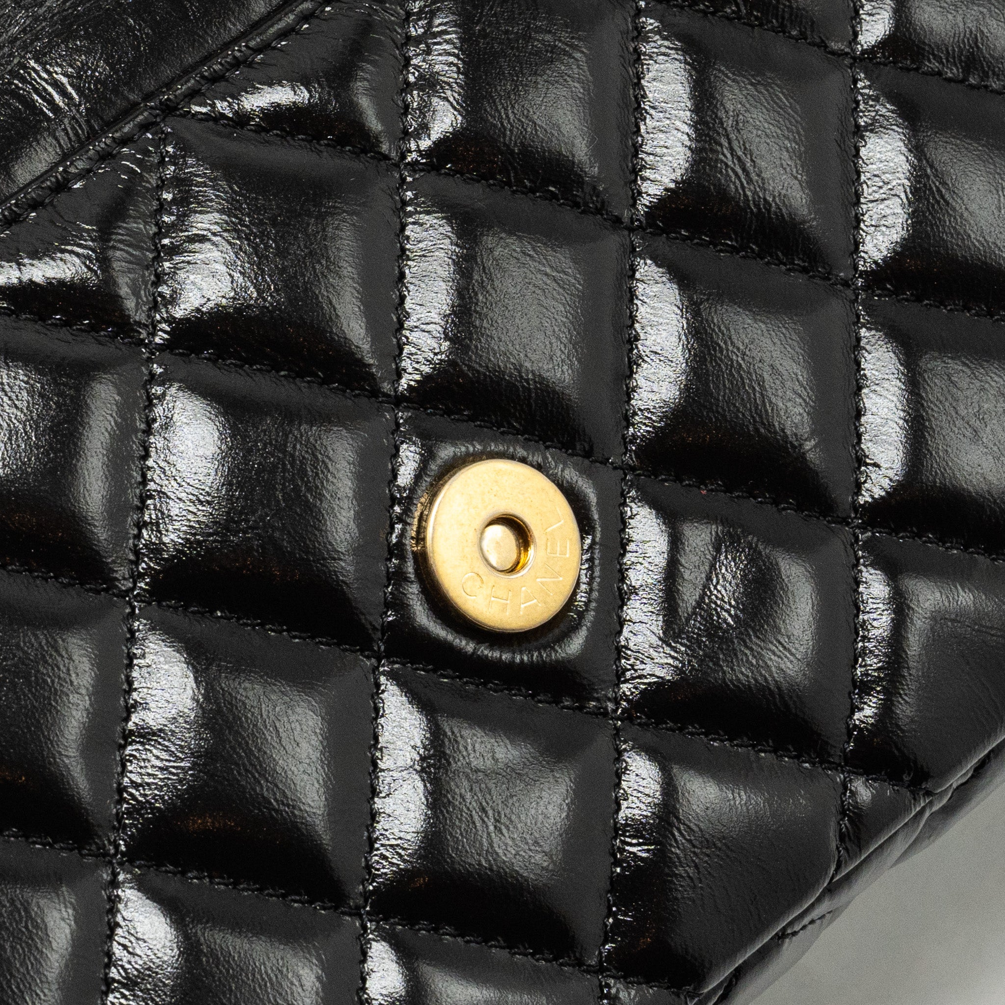 CHANEL 23C HOBO BAG SHINY CALFSKIN BLACK BRUSHED GHW (MICROCHIP)