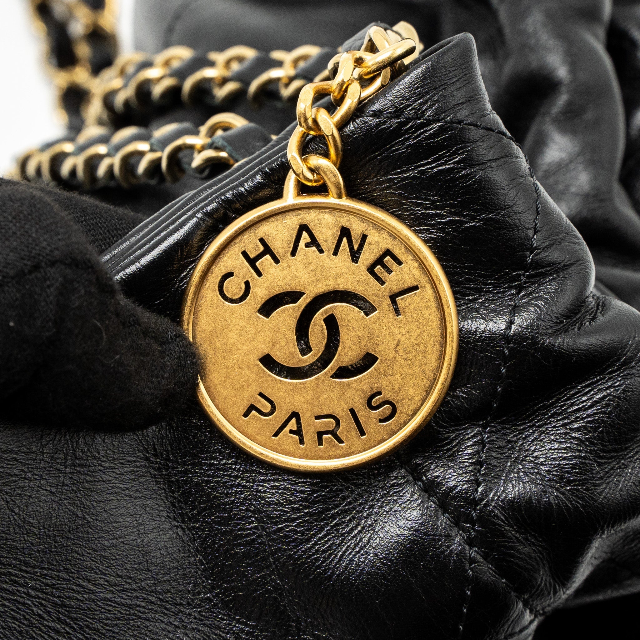 CHANEL LARGE 22 BAG SHINY CALFSKIN BLACK GHW (MICROCHIP)