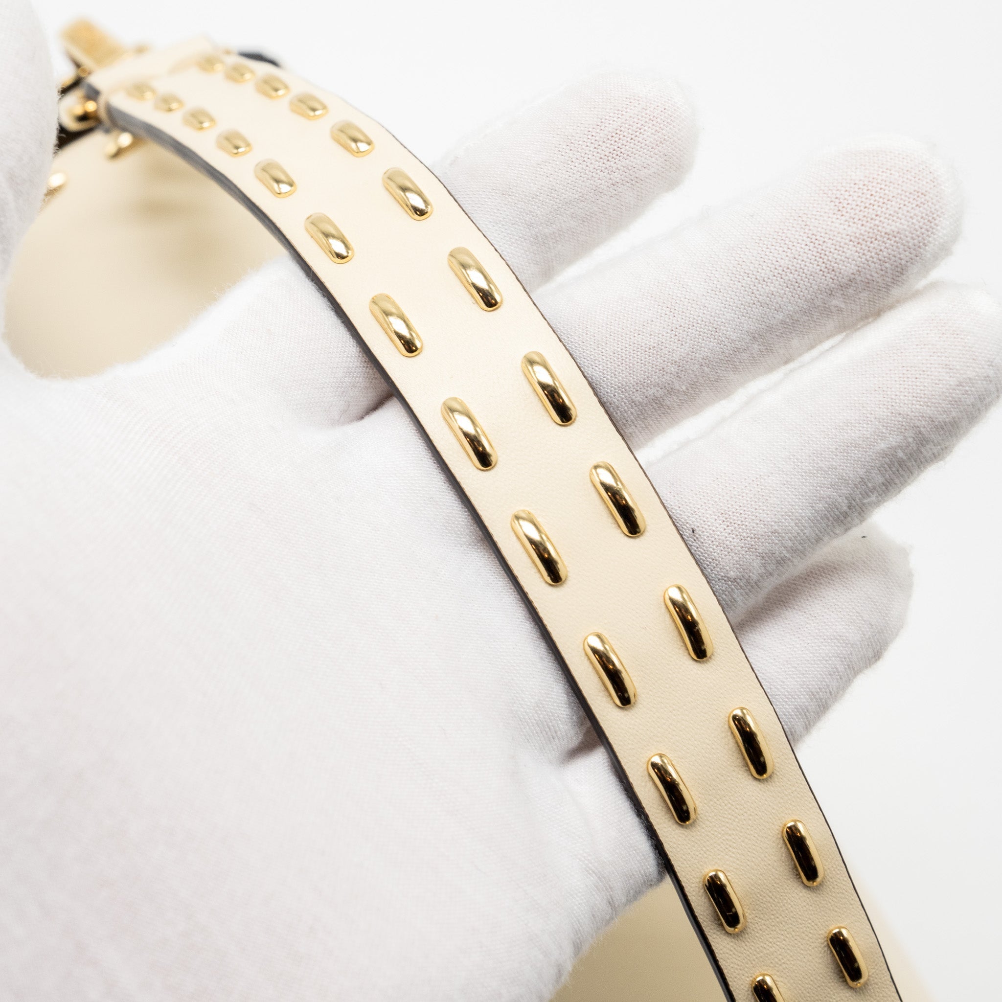 FENDI VITELLO KING METAL STITCH BAGUETTE LAMBSKIN WHITE GHW