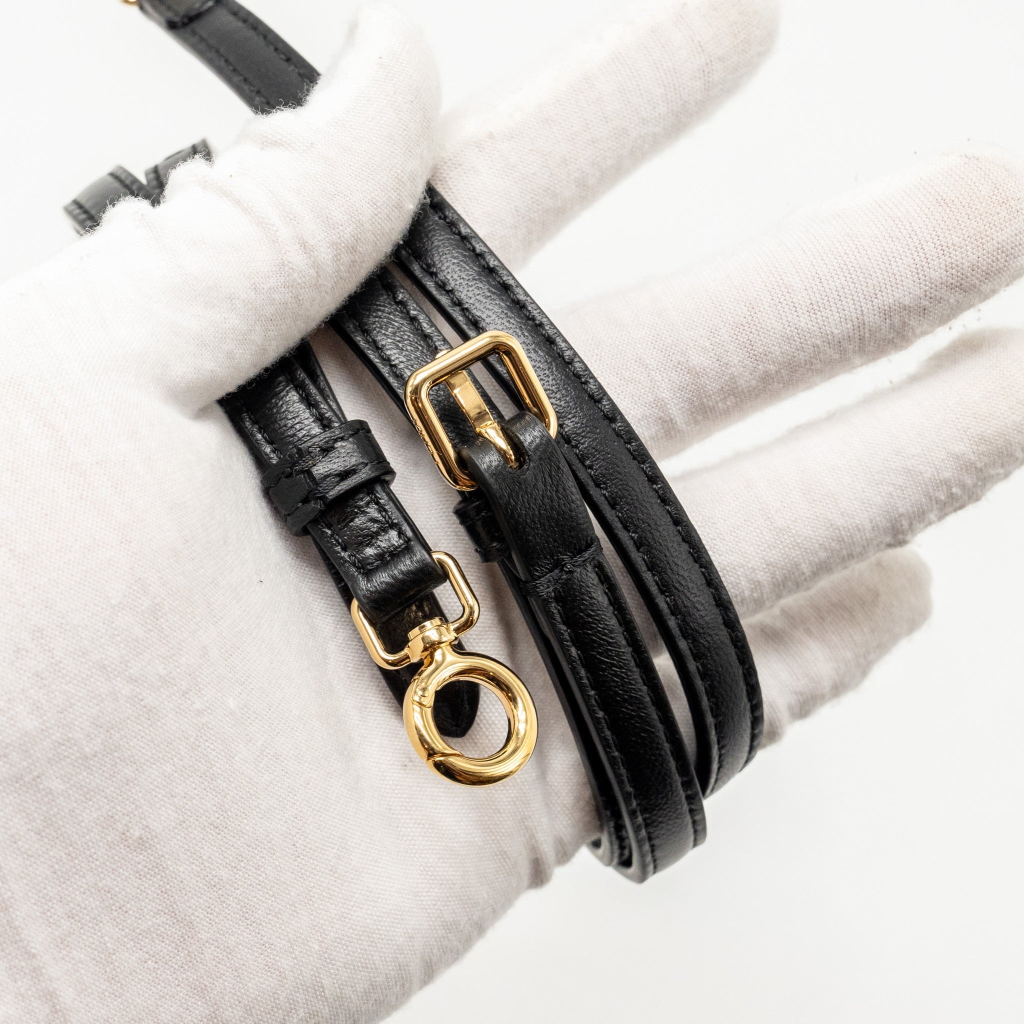 FENDI SMALL FENDI FIRST CLUTCH BAG NAPPA BLACK GHW