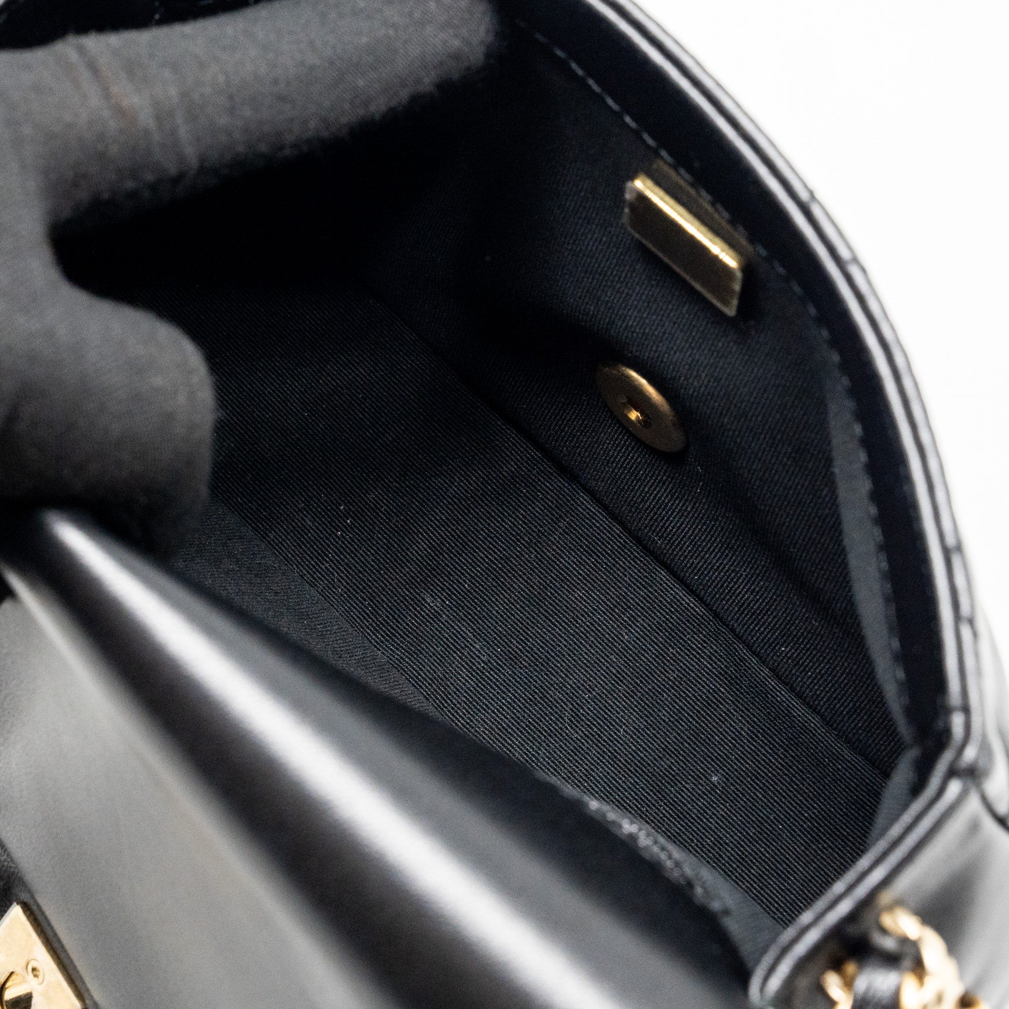 CHANEL QUILTED FLAP BAG WITH DETAILED LOGO AND CHAIN LAMBSKIN BLACK GHW (MICROCHIP)
