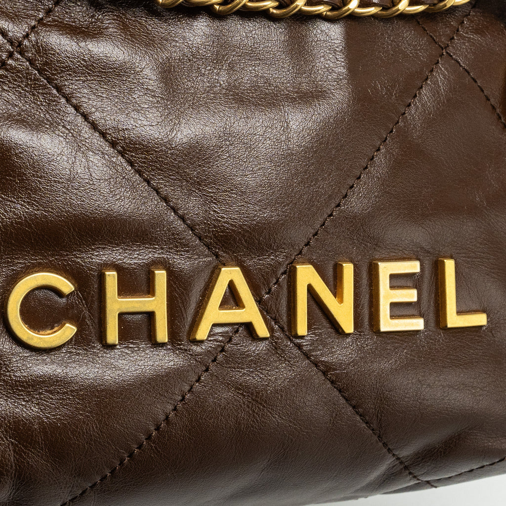 CHANEL MINI 22 BAG SHINY CALFSKIN CHOCOLATE GHW (MICROCHIP)