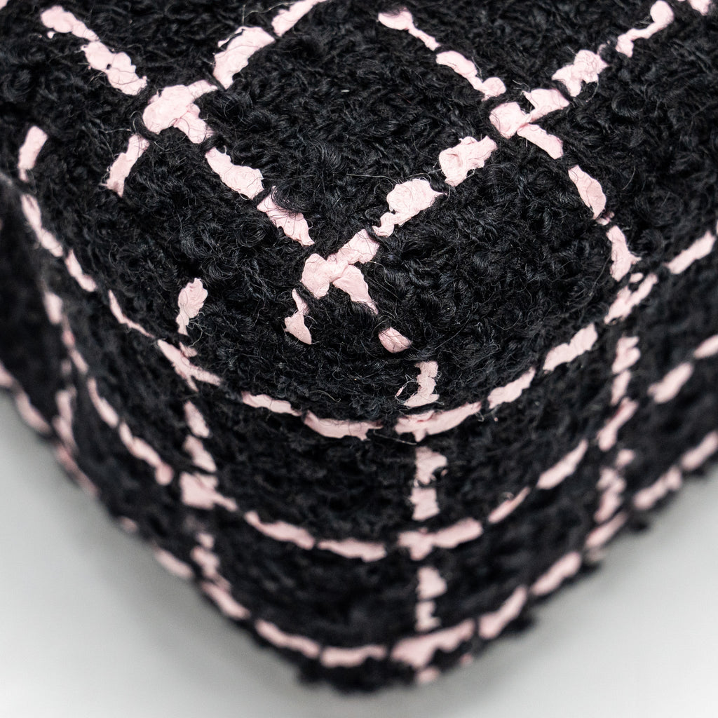 CHANEL 23K FLOWER BOMB MINI RECTANGULAR FLAP BAG TWEED BLACK / PINK LGHW (MICROCHIP)