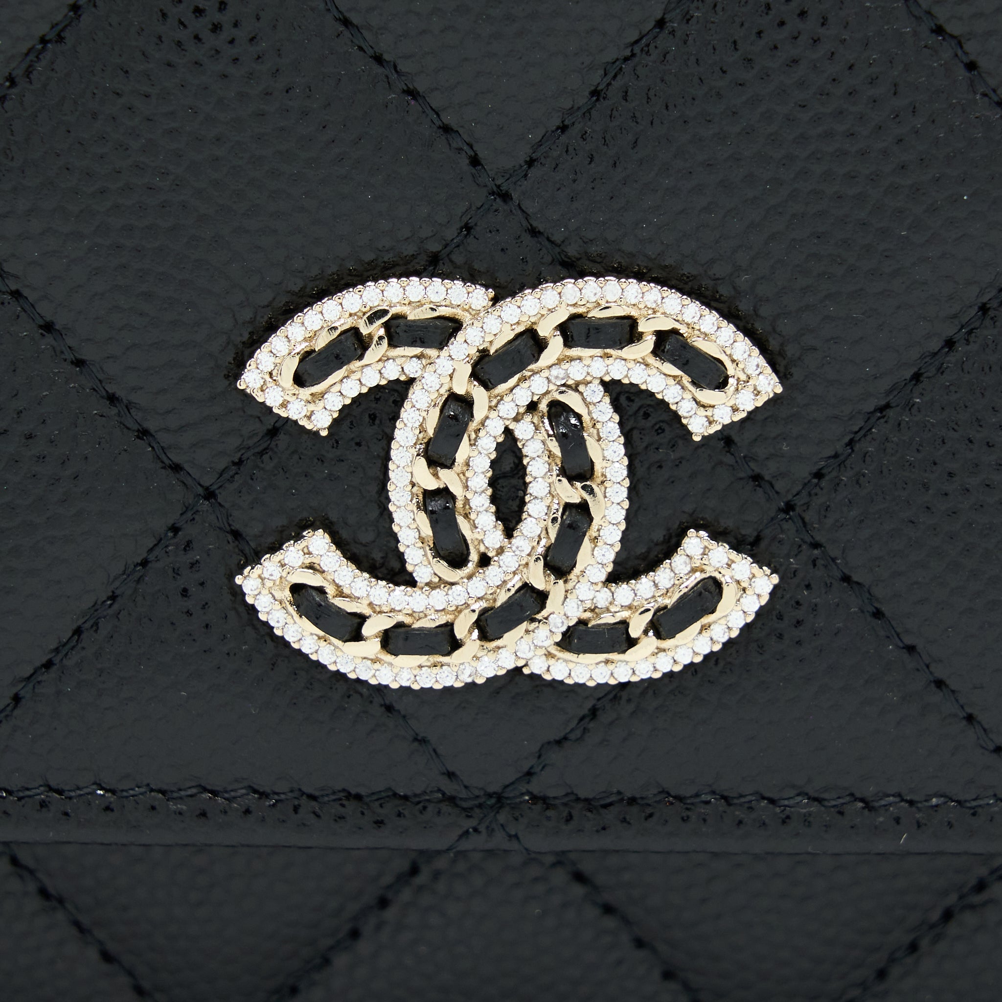 CHANEL 22S WALLET ON CHAINS WITH DETAIL CC LOGO CAVIAR BLACK LGHW
