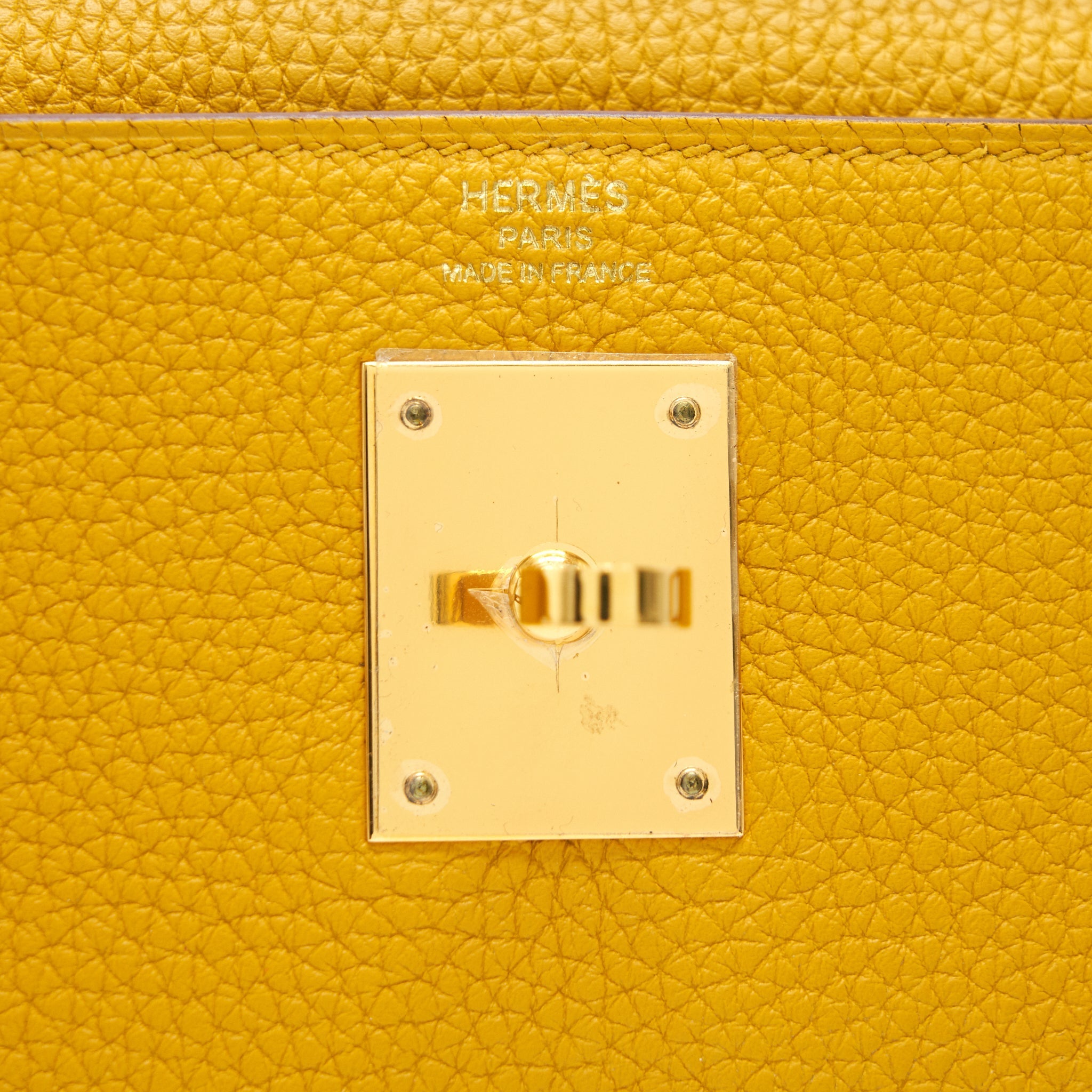 HERMES KELLY 28 CLEMENCE JAUNE AMBER GHW