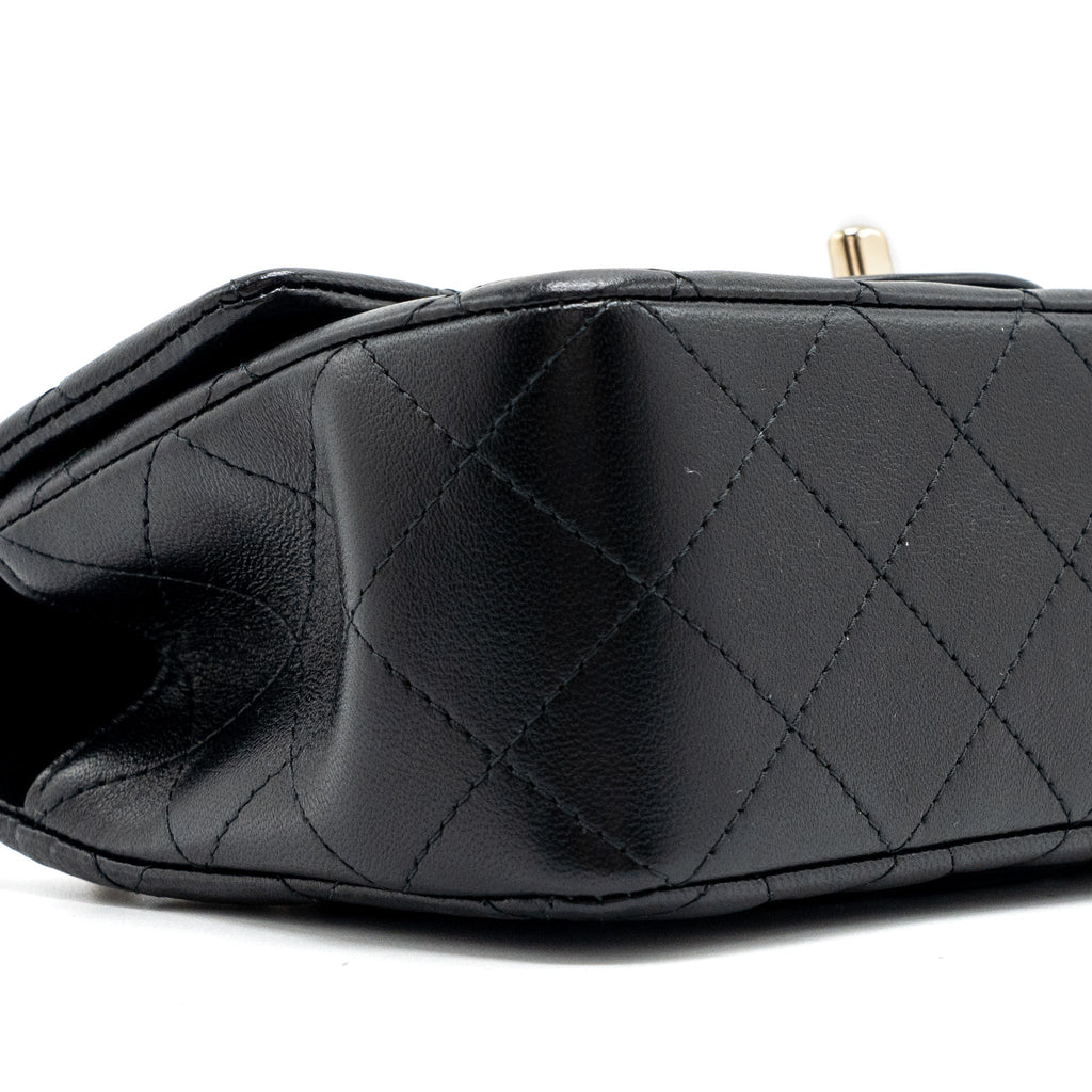 CHANEL TOP HANDLE MINI RECTANGULAR LAMBSKIN BLACK LGHW(MICROCHIP)