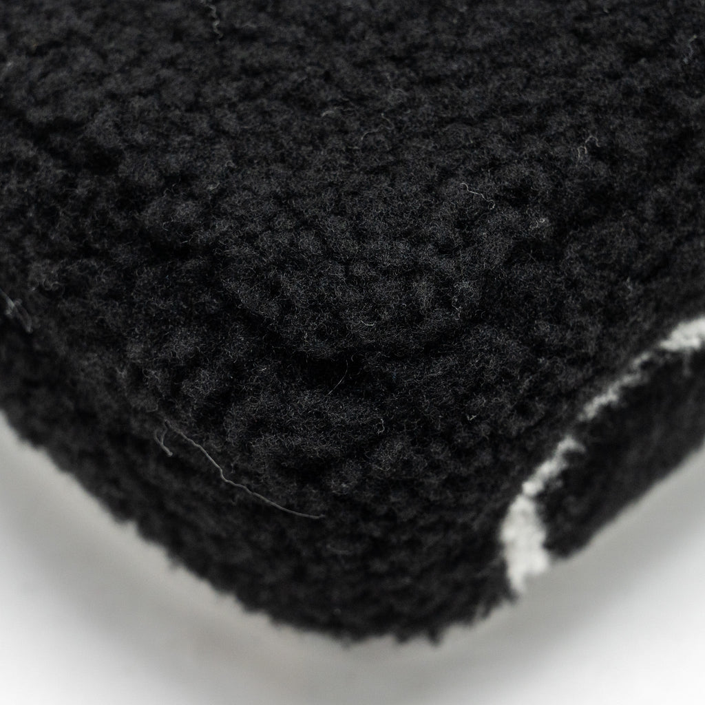CHANEL 22A FLUFFY CAMELLIA FLAP BAG EMBROIDERED SHEARLING LAMBSKIN BLACK / WHITE SHW (MICROCHIP)