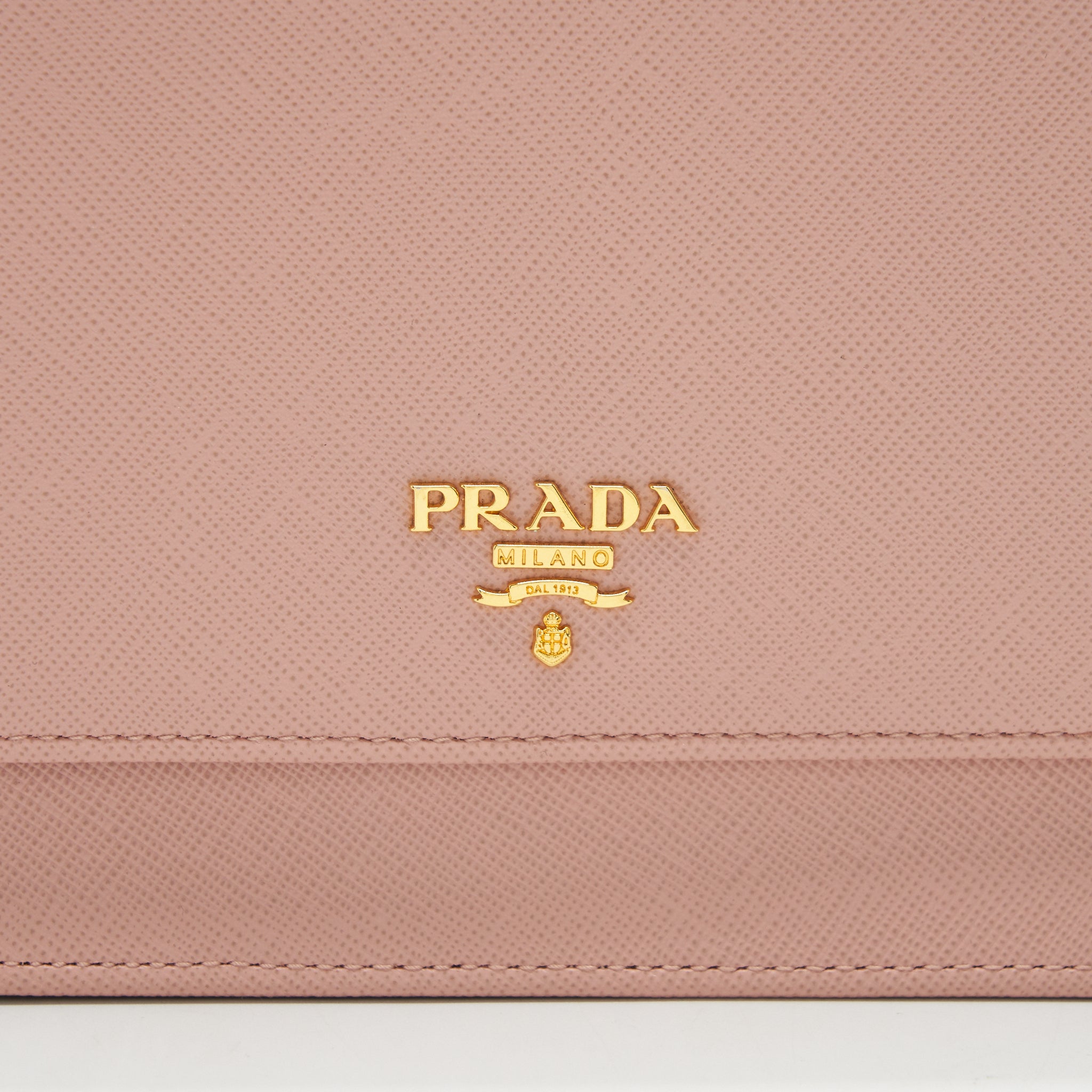 PRADA PORTAF SAFFIANO METAL ORO ORCHIDEA BAG