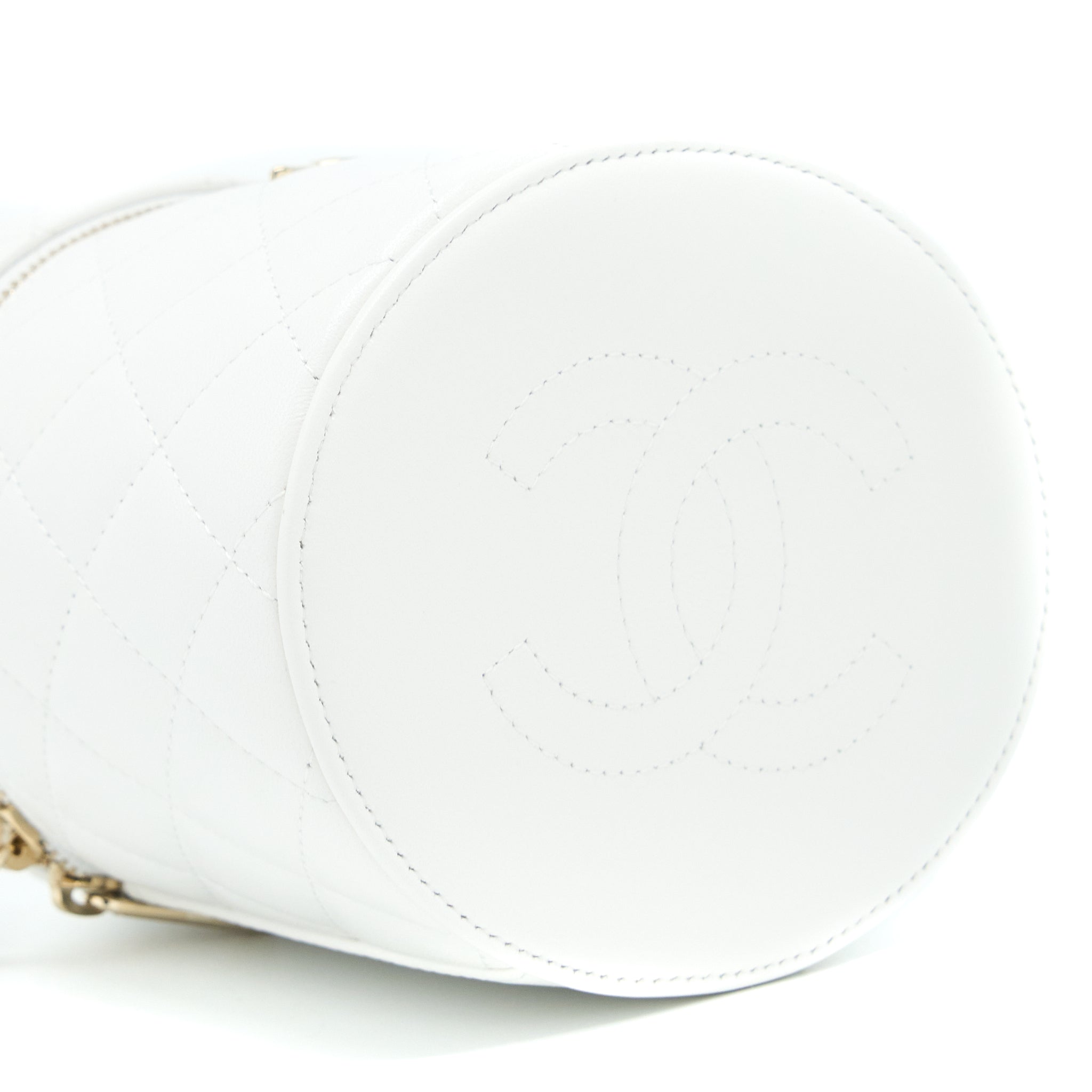 CHANEL TOP HANDLE VANITY CASE LAMBSKIN WHITE GHW