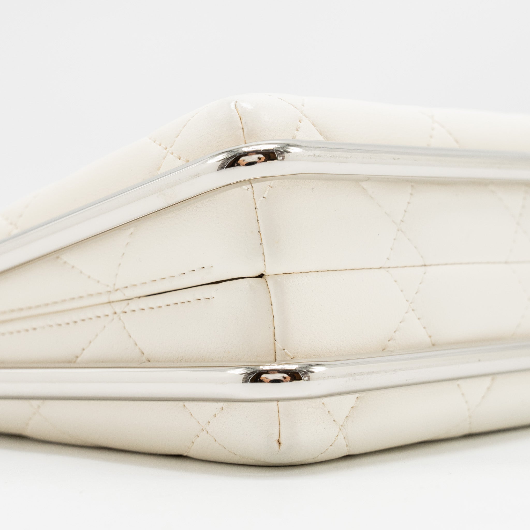 CHANEL METAL BAR CLUTCH BAG LAMBSKIN WHITE SHW