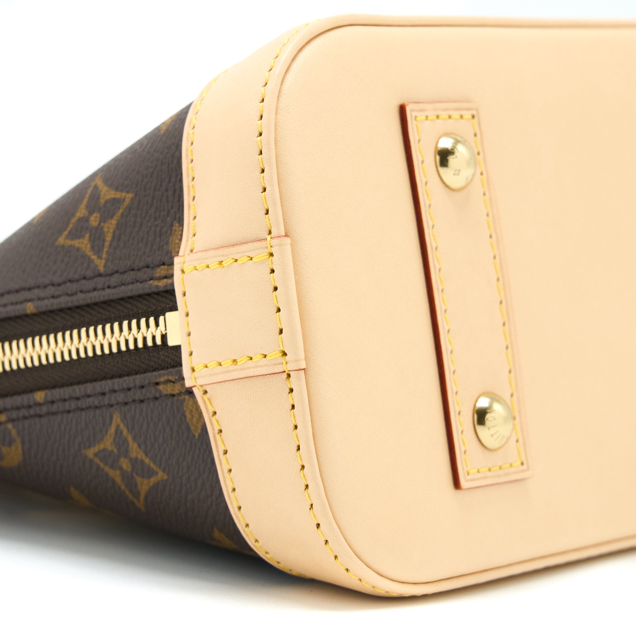 LOUIS VUITTON ALMA BB MONOGRAM CANVAS GHW (NEW VERSION)