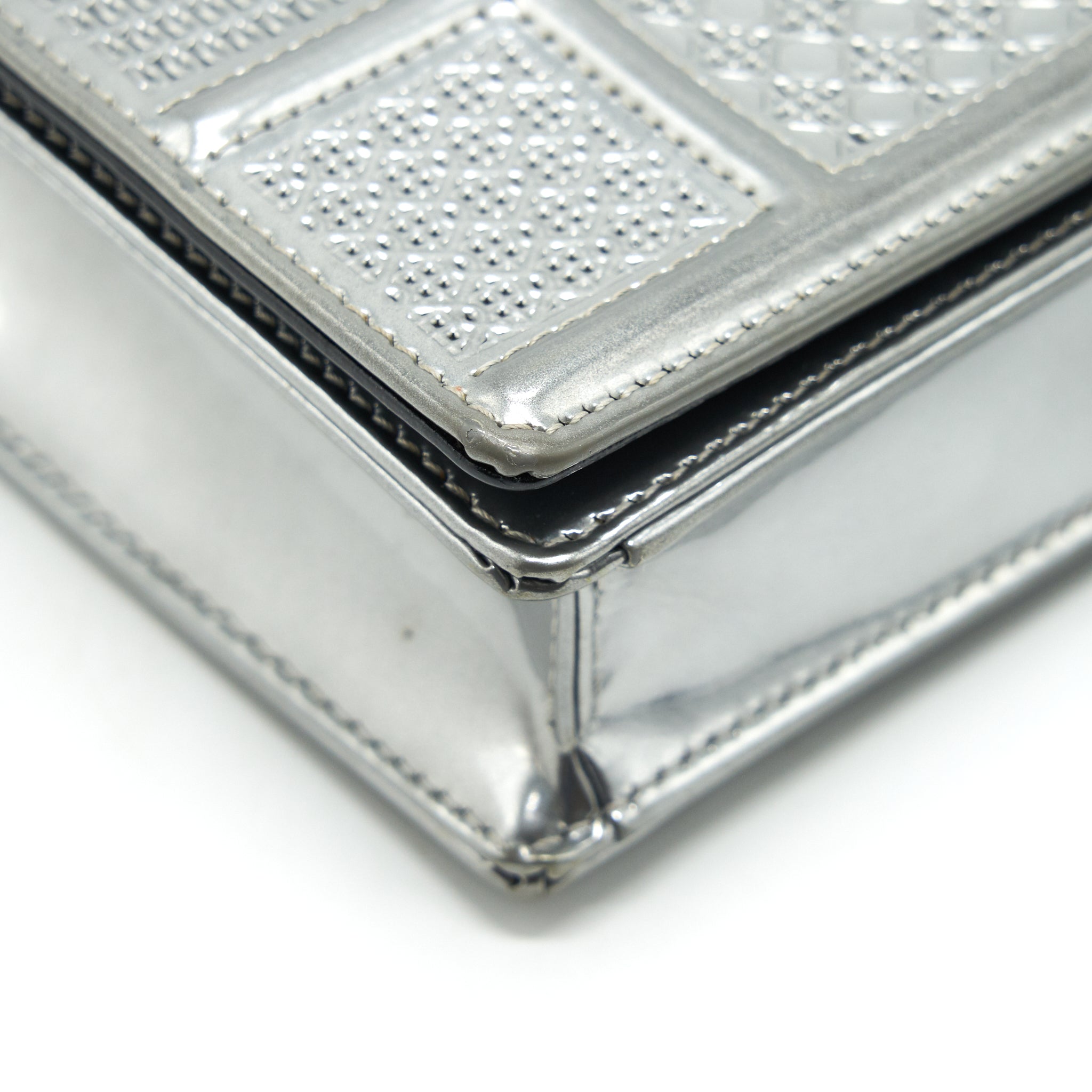 DIOR DIORAMA WALLET ON CHAIN METALLIC SILVER SHW