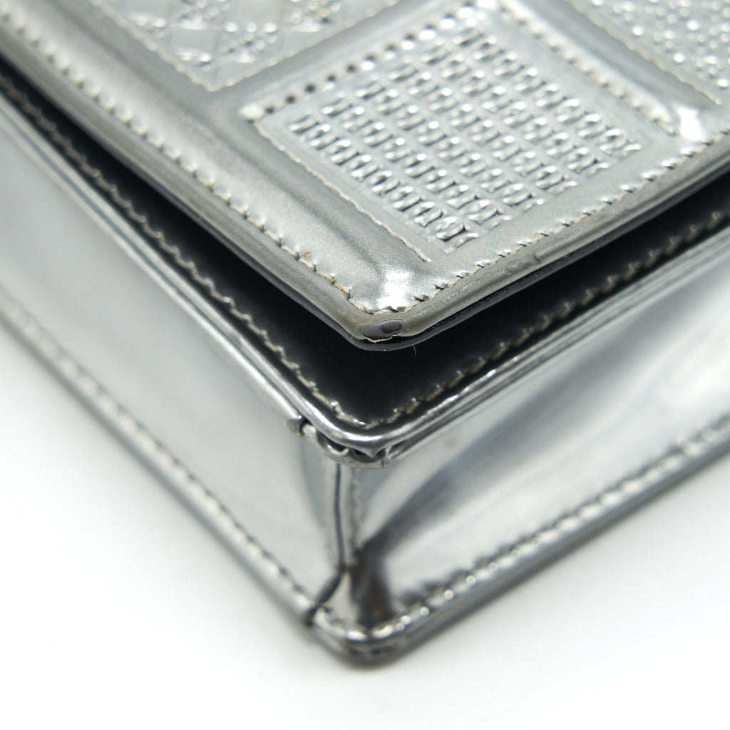 DIOR DIORAMA WALLET ON CHAIN METALLIC SILVER SHW