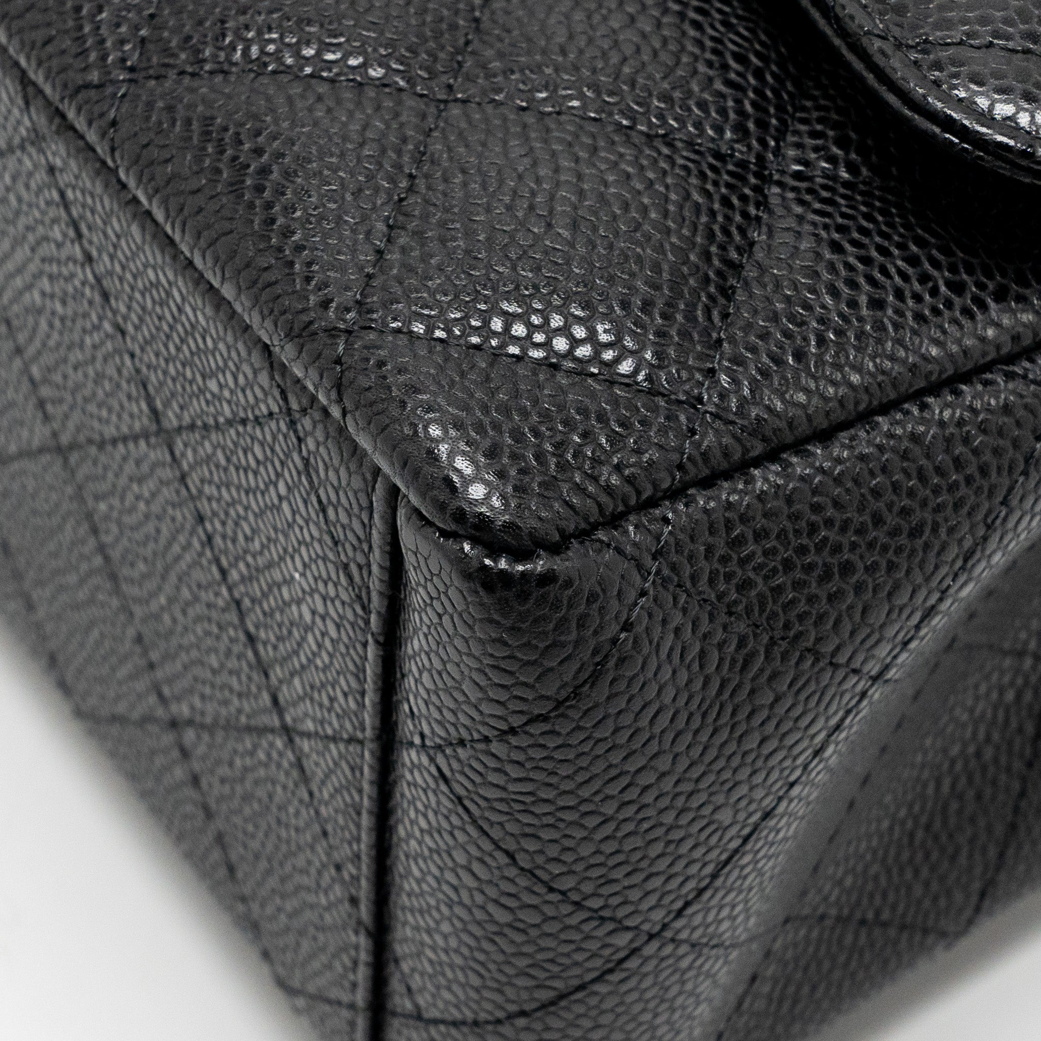 CHANEL MAXI CLASSIC DOUBLE FLAP BAG CAVIAR BLACK GHW