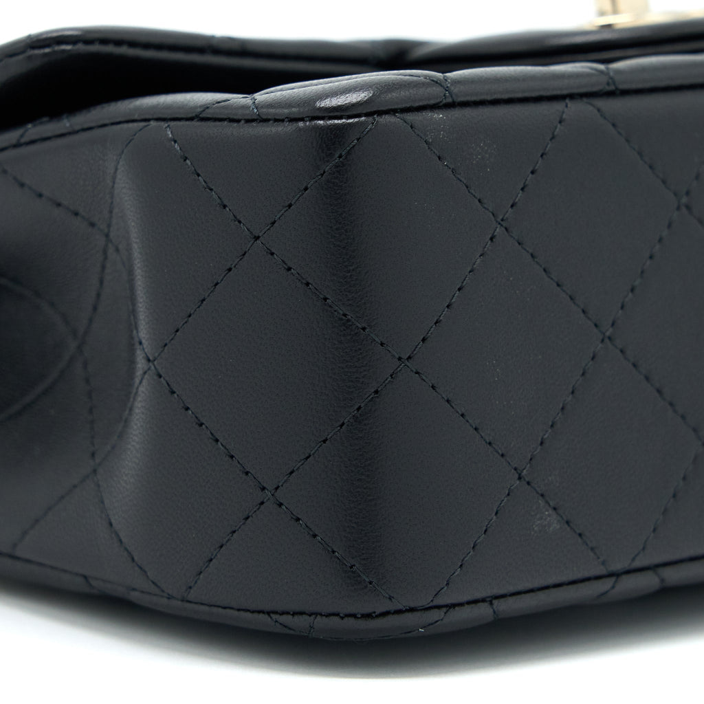 CHANEL 22P LION CHARM TOP HANDLE MINI RECTANGULAR FLAP BAG LAMBSKIN BLACK LGHW (MICROCHIP)