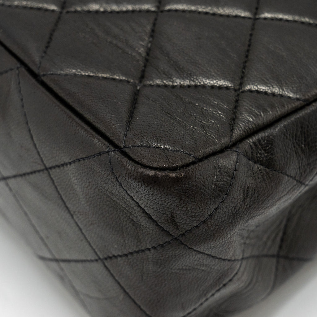 CHANEL VINTAGE JUMBO CLASSIC DOUBLE FLAP BAG LAMBSKIN BLACK GHW