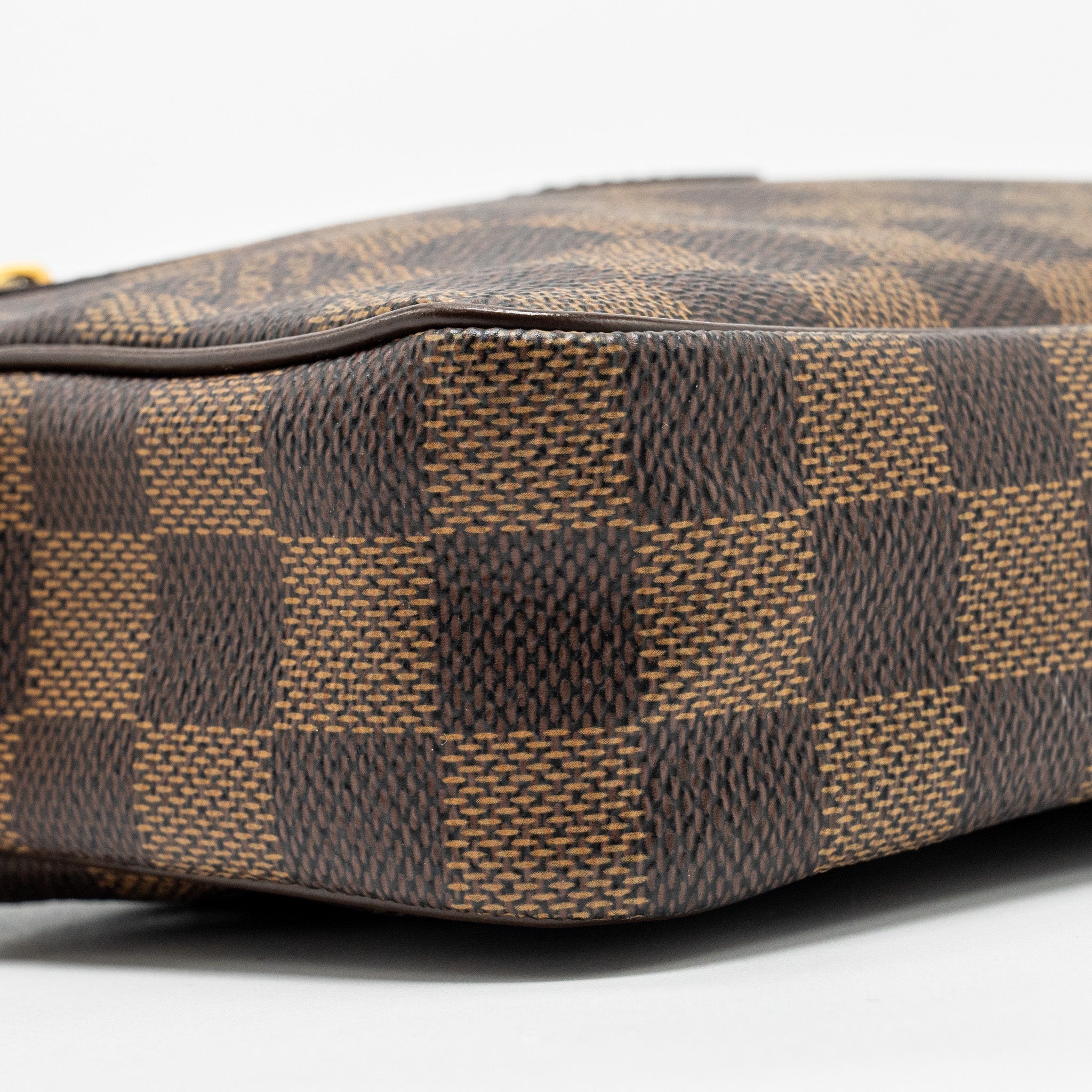 LOUIS VUITTON POUCH DAMIER EBENE GHW