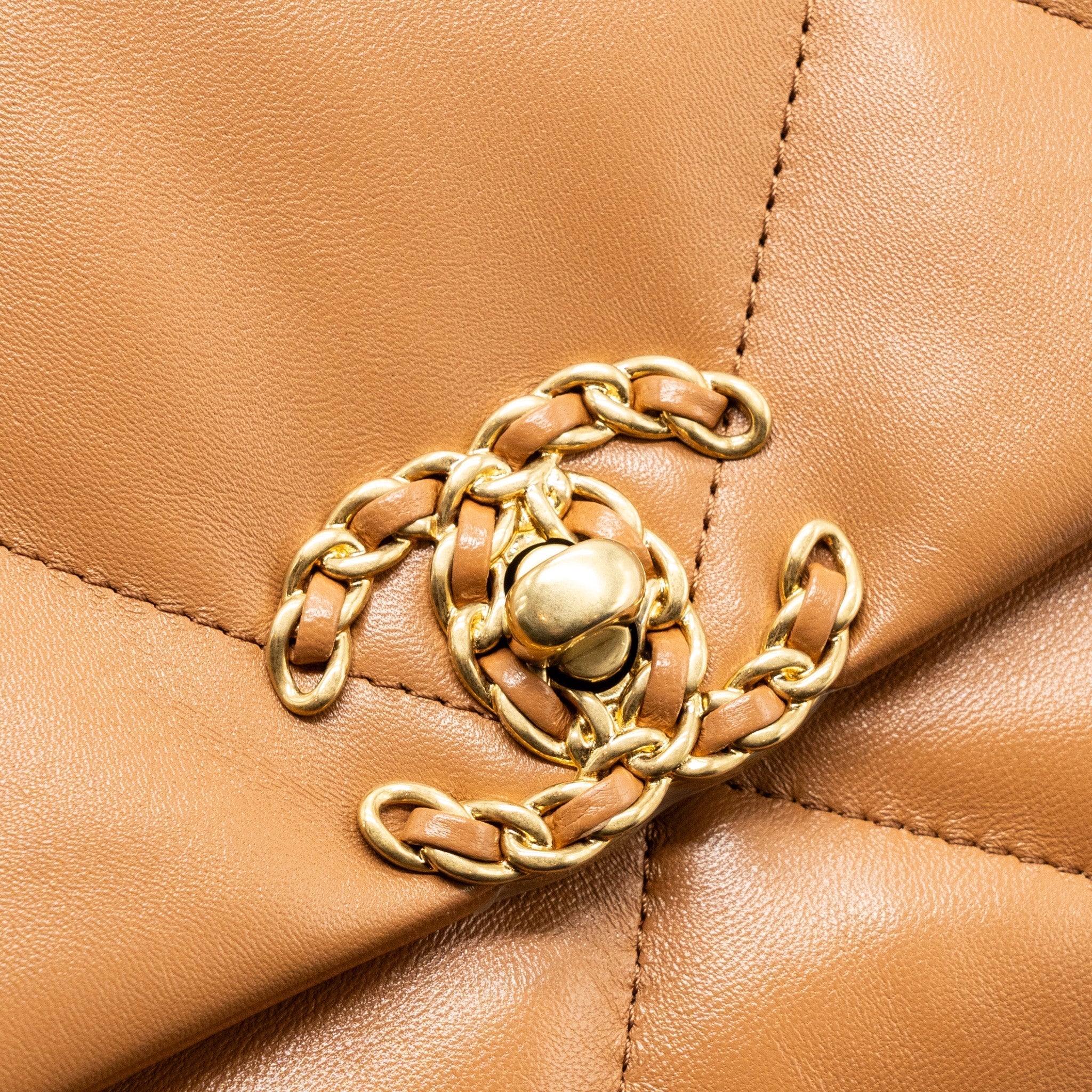 CHANEL SMALL 19 BAG LAMBSKIN CARAMEL MULTICOLOUR HARDWARE (MICROCHIP)