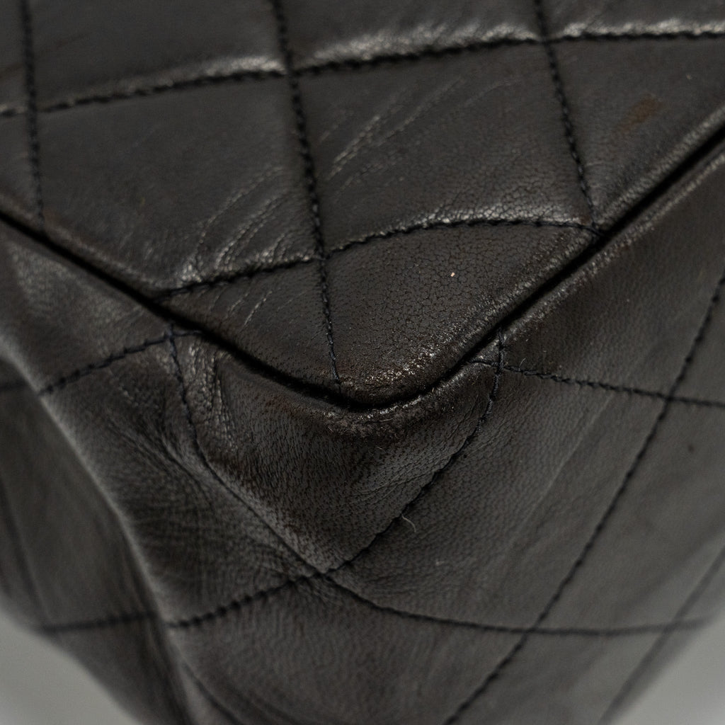 CHANEL VINTAGE JUMBO CLASSIC DOUBLE FLAP BAG LAMBSKIN BLACK GHW