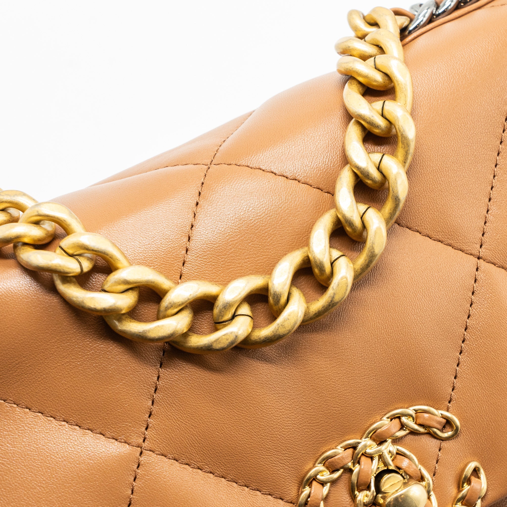 CHANEL SMALL 19 BAG LAMBSKIN CARAMEL MULTICOLOUR HARDWARE (MICROCHIP)