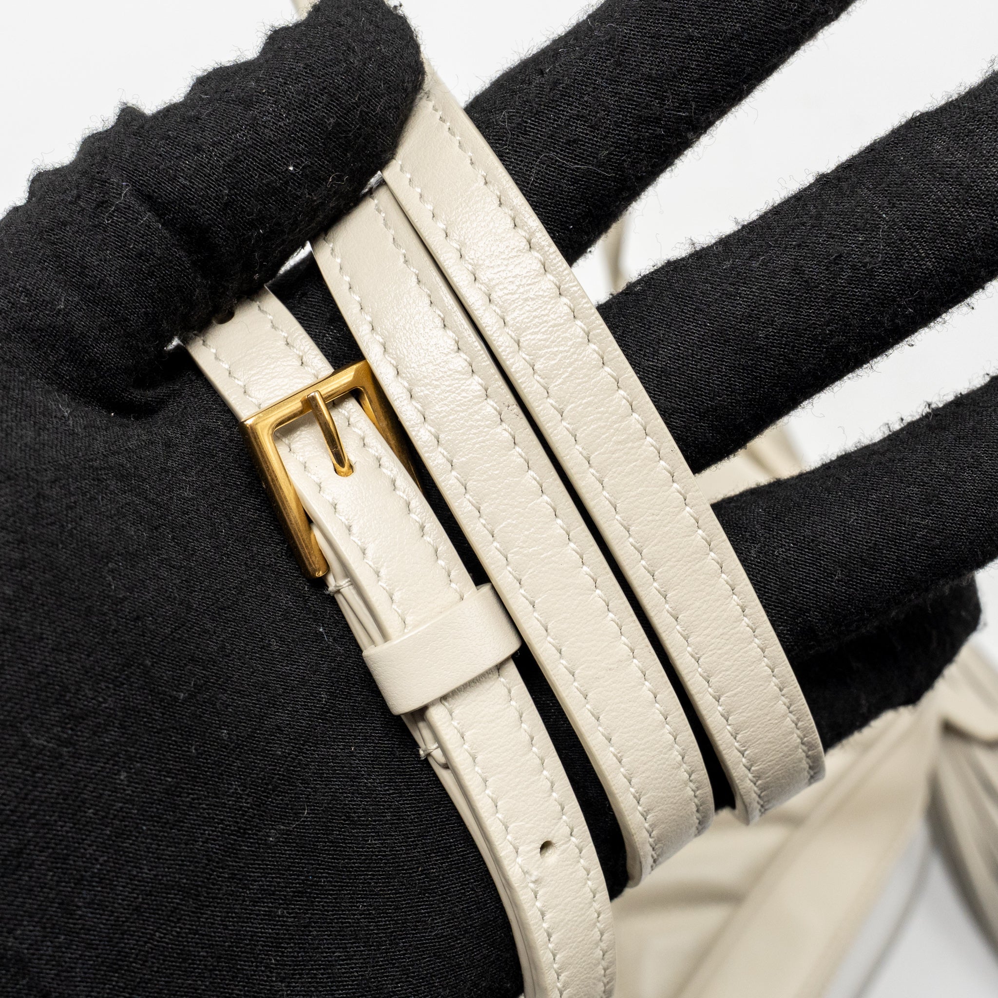 SAINT LAURENT/YSL LOU CAMERA BAG CALFSKIN WHITE GHW