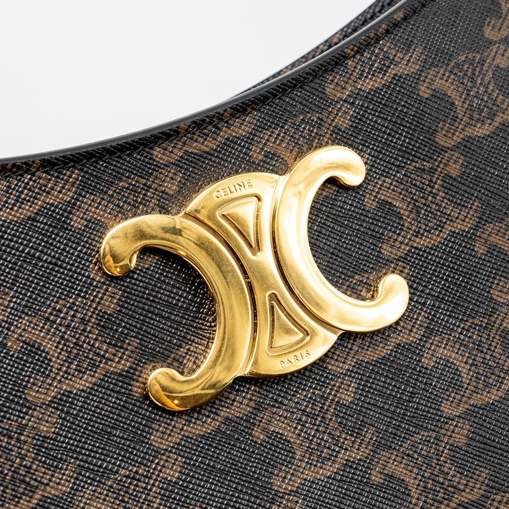 CELINE MEDIUM TILLY BAG IN TRIOMPHE CANVAS / CALFSKIN TAN GHW