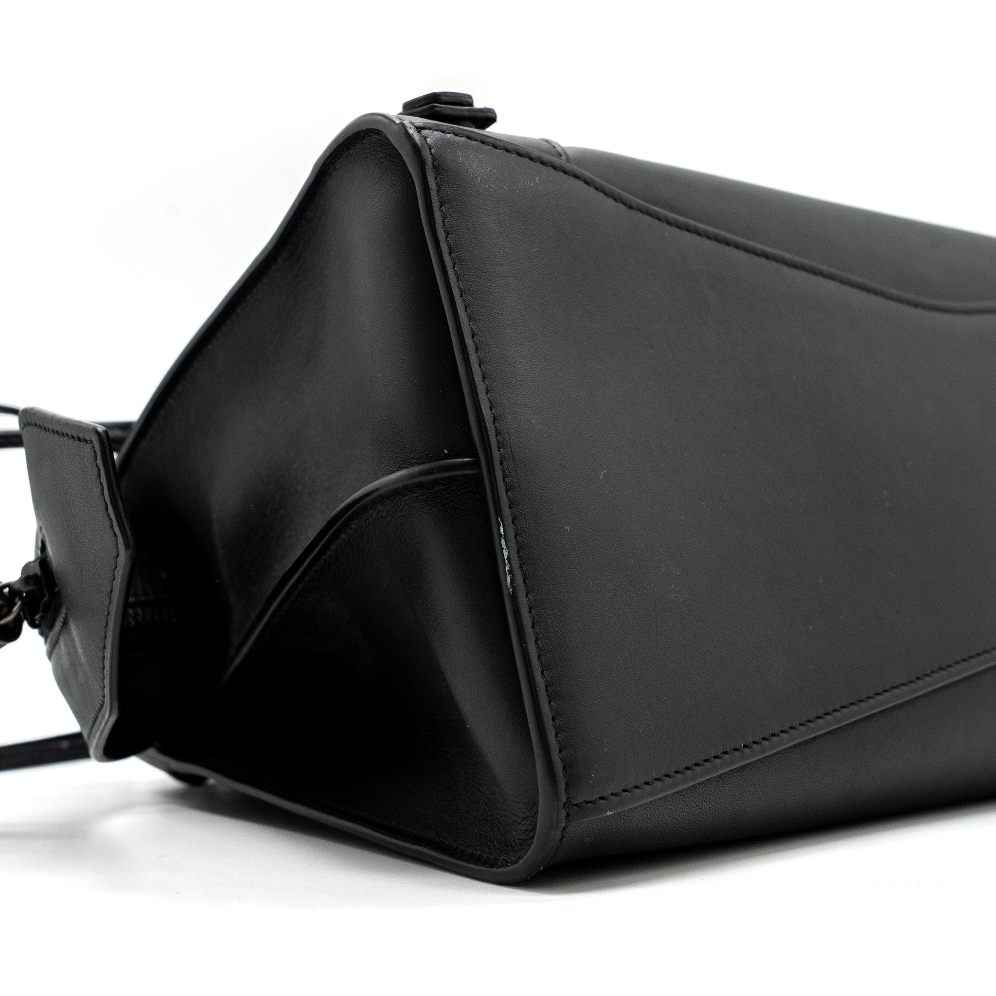 BALENCIAGA NEO CLASSIC SMALL HANDBAG CALFSKIN BLACK BLACK/RUTHENIUM HARDWARE