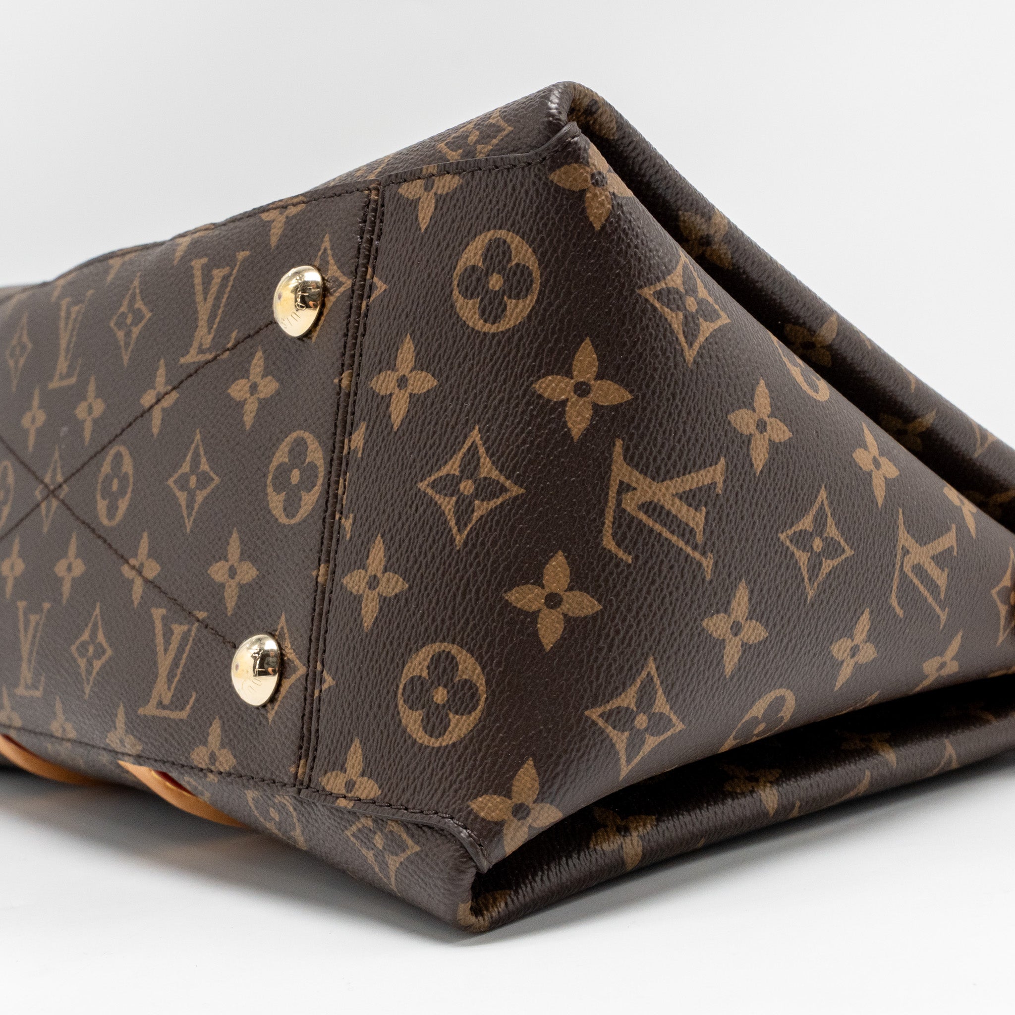 LOUIS VUITTON SOUFFLOT MM MONOGRAM CANVAS GHW