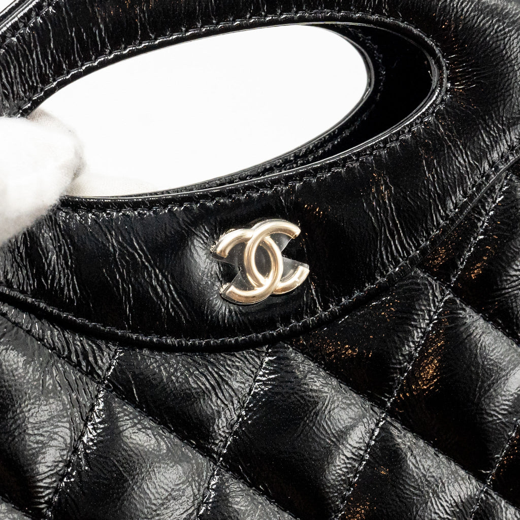 CHANEL MINI 31 CLUTCH WITH CHAIN SHINY CALFSKIN BLACK LGHW (MICROCHIP)
