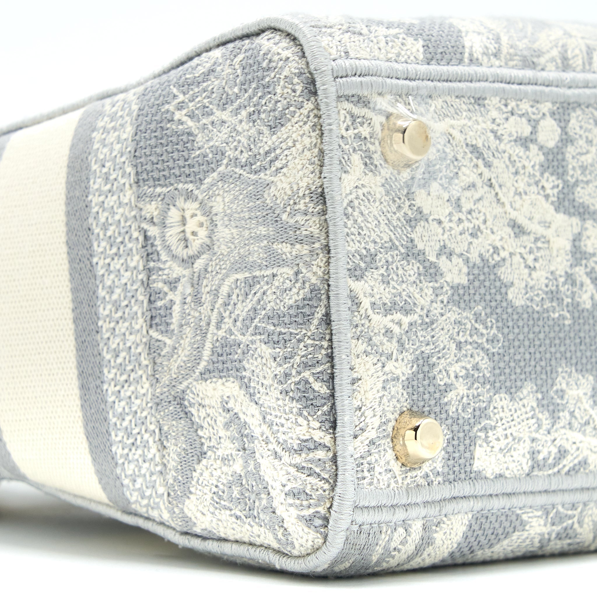 DIOR MEDIUM LADY DIOR BAG D-LITE BAG LIGHT GREY LGHW