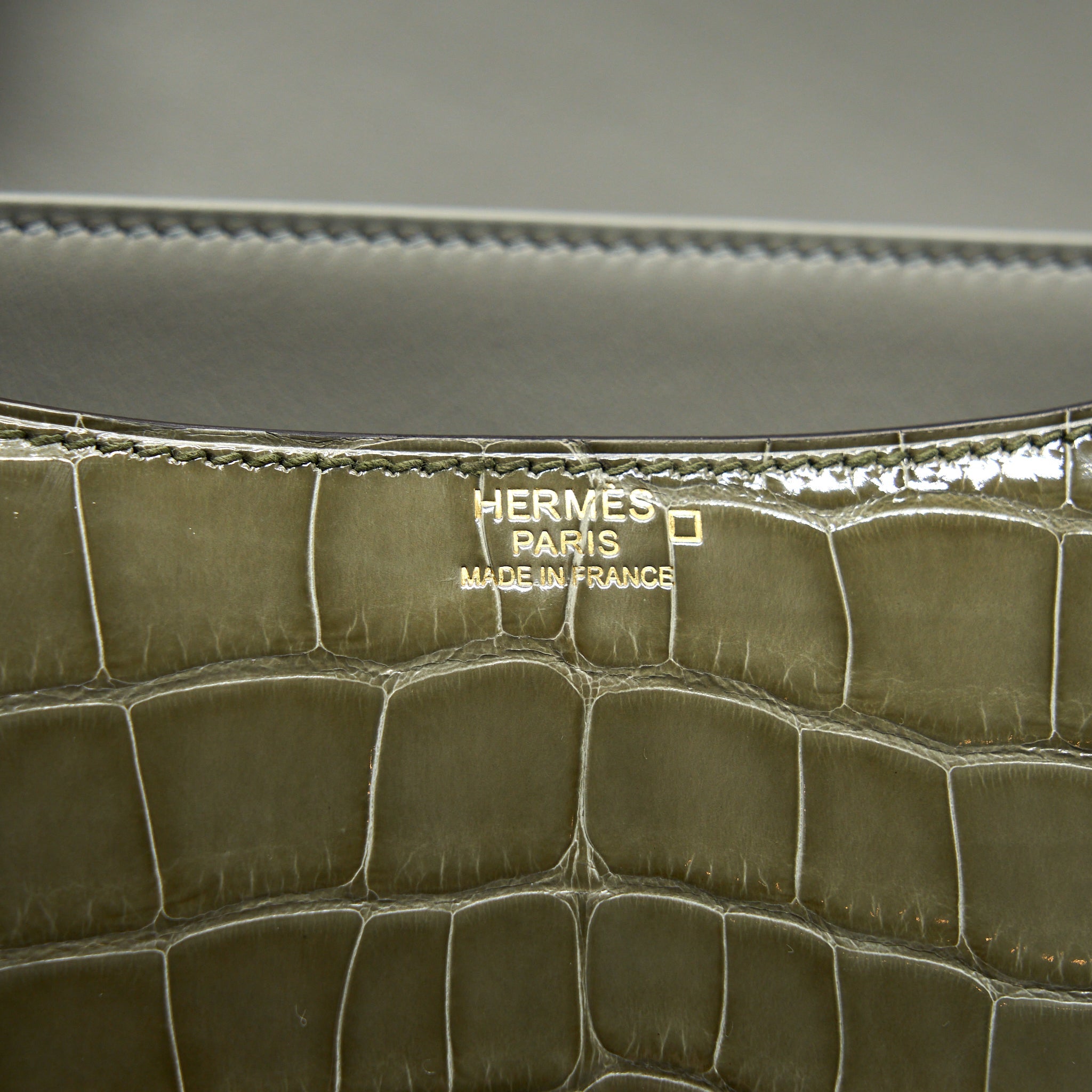 HERMES CONSTANCE 24 ALLIGATOR 81 GRIS TOURTERELLE GHW