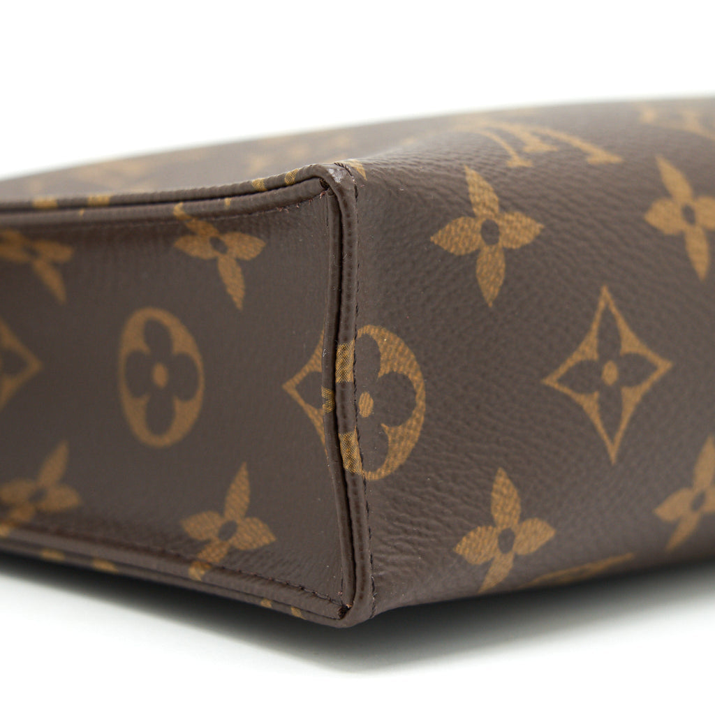 LOUIS VUITTON TOILETRY 26 IN MONOGRAM