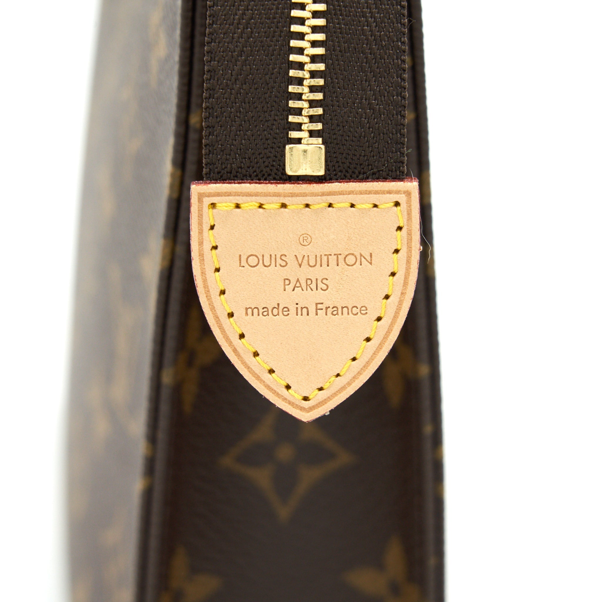 LOUIS VUITTON TOILETRY 26 IN MONOGRAM