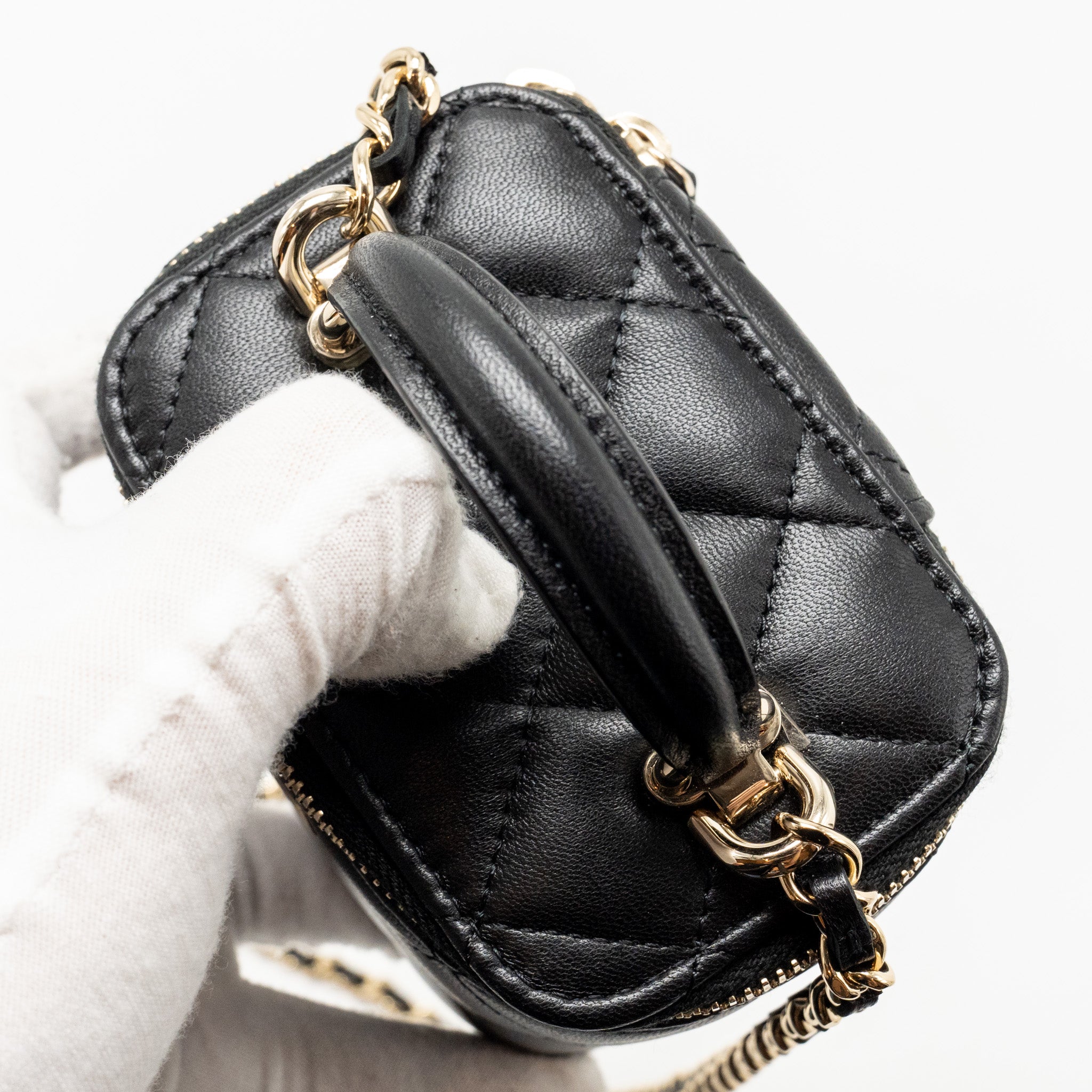 CHANEL TOP HANDLE MINI VANITY WITH CHAIN LAMBSKIN BLACK LGHW (MICROCHIP)