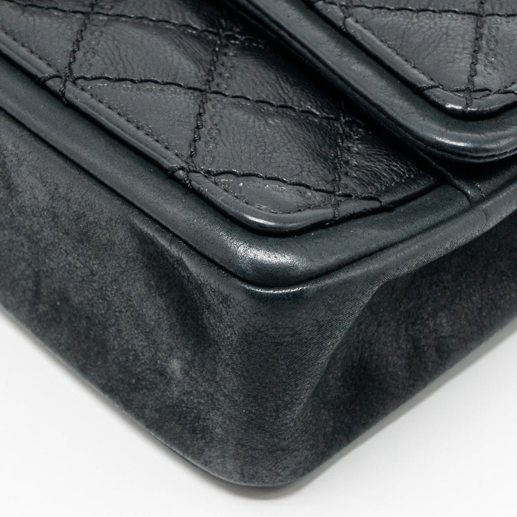 CHANEL QUILTED FLAP BAG CALFSKIN DARK BLUE GHW