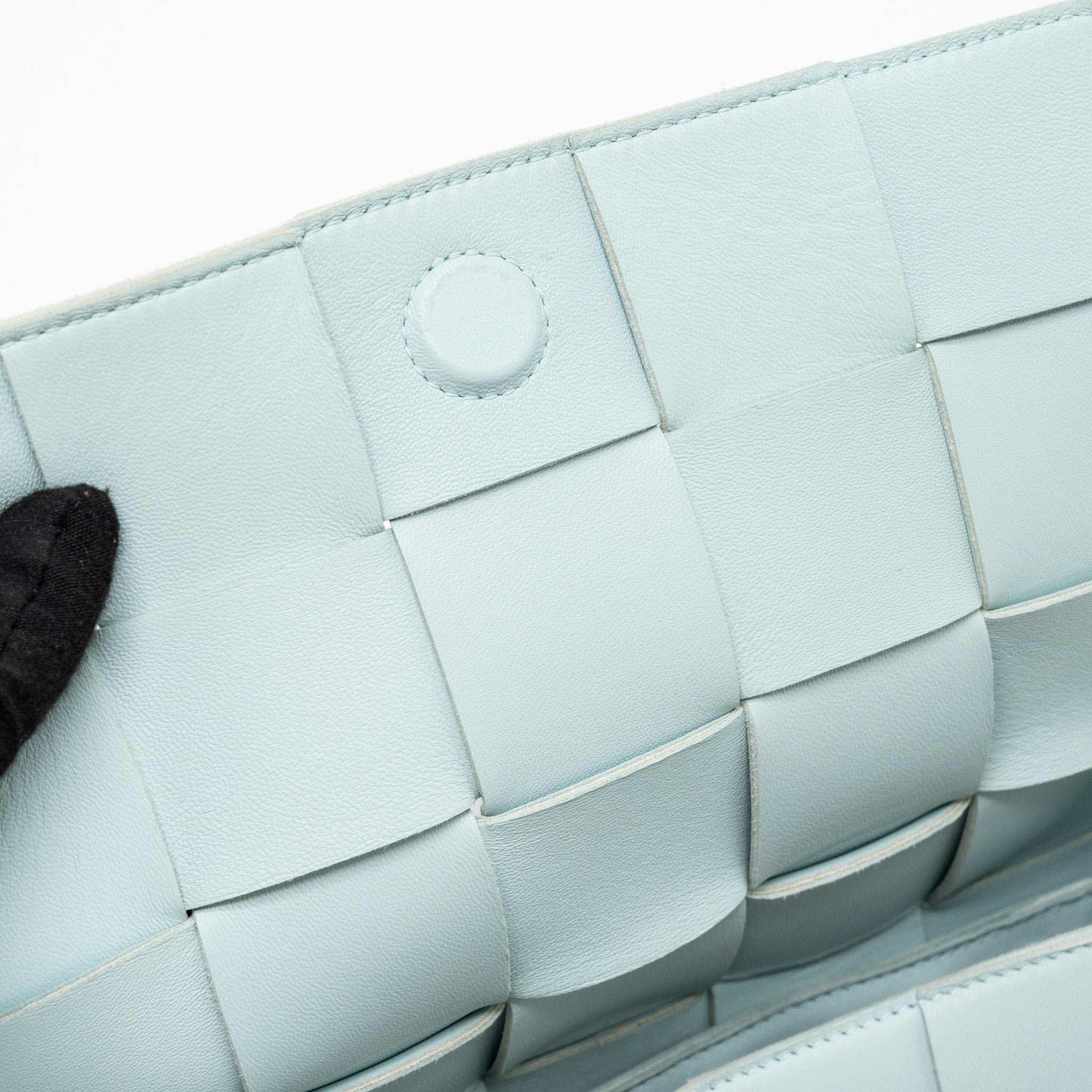 BOTTEGA VENETA CLASSIC CASSETTE BAG LAMBSKIN LIGHT BLUE SHW