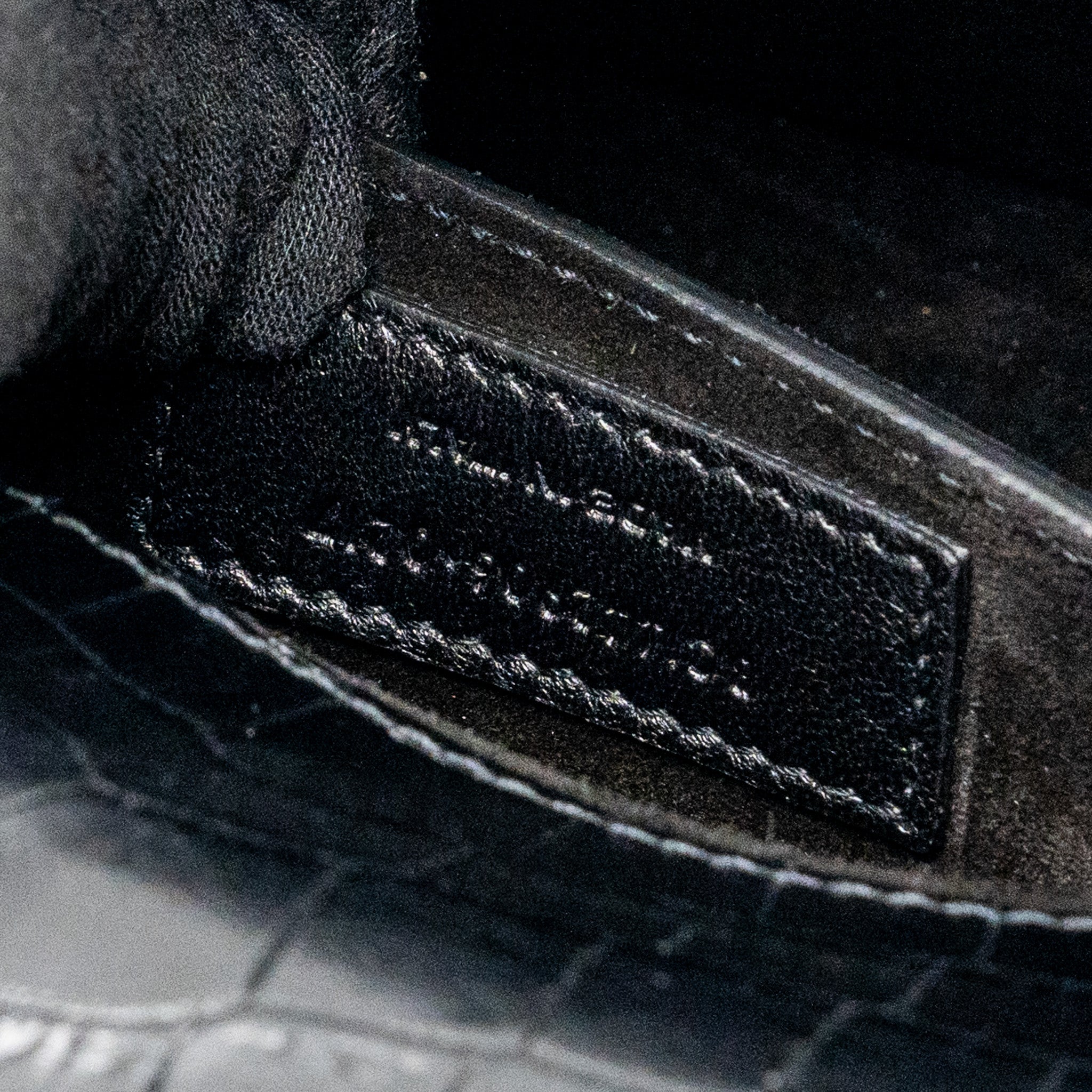 SAINT LAURENT/YSL SUNSET BAG CROCODILE-EMBOSSED BLACK SHW
