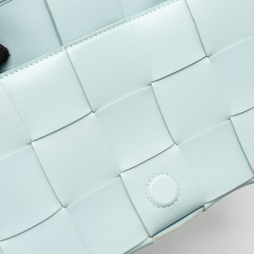 BOTTEGA VENETA CLASSIC CASSETTE BAG LAMBSKIN LIGHT BLUE SHW