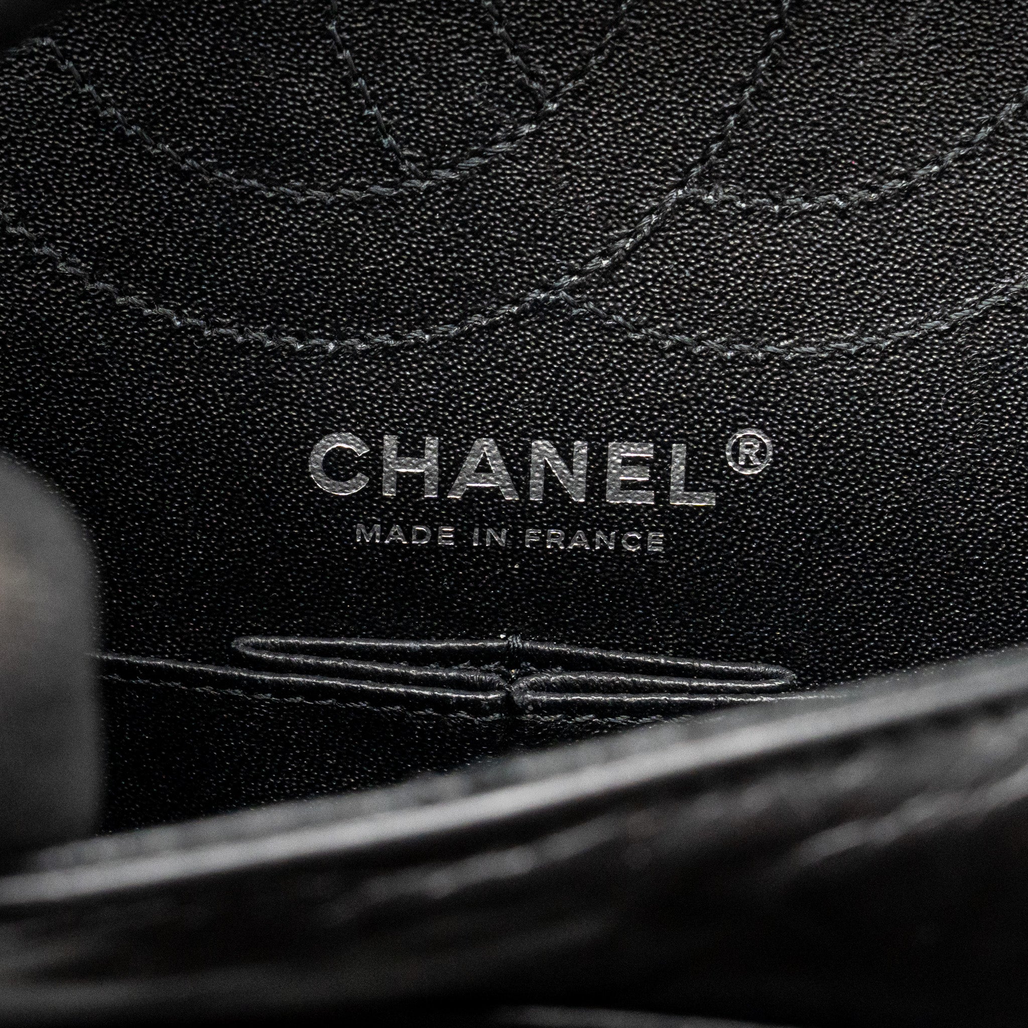 CHANEL SMALL 2.55 REISSUE DOUBLE FLAP BAG CHEVRON AGED CALFSKIN SO BLACK