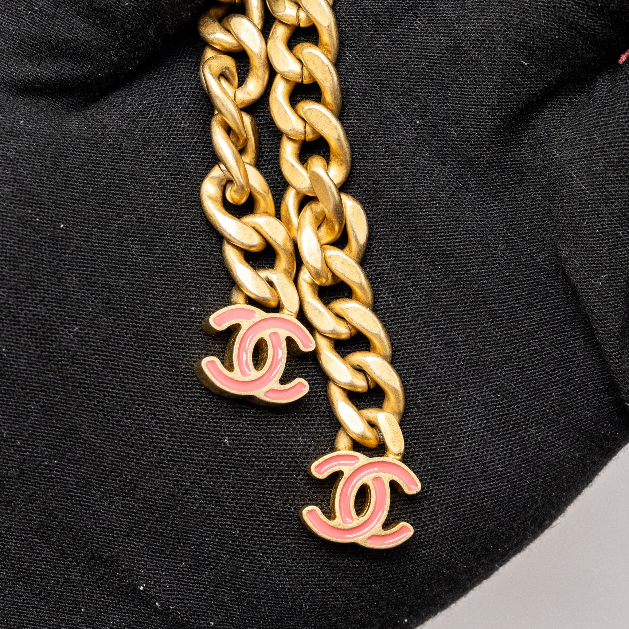 CHANEL 22P MINI SQUARE FLAP BAG LAMBSKIN PINK ENAMEL/GOLD HARDWARE(MICROCHIP)