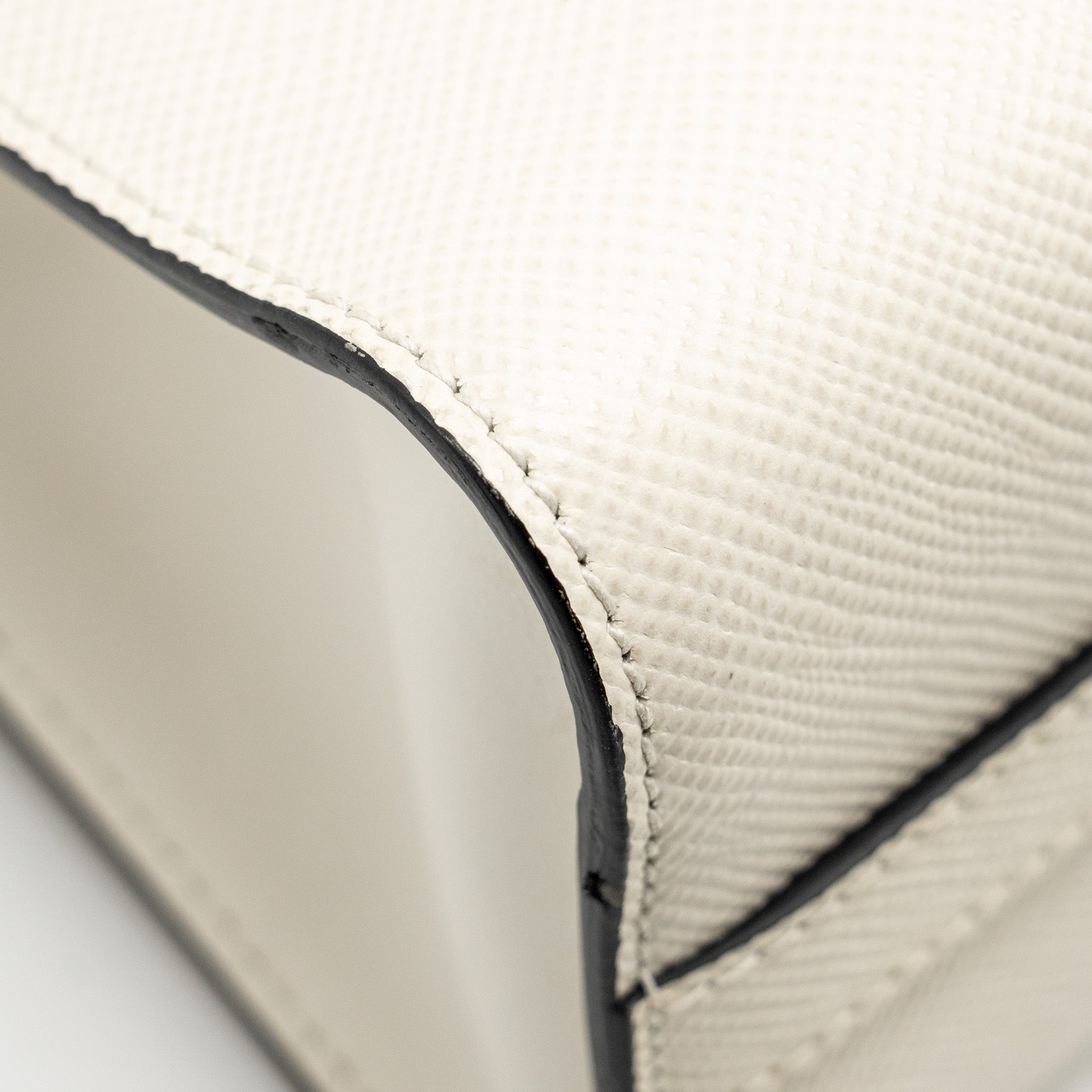 PRADA SAFFIANO ROBOT MONOCHROM CROSSBODY BAG WHITE SHW