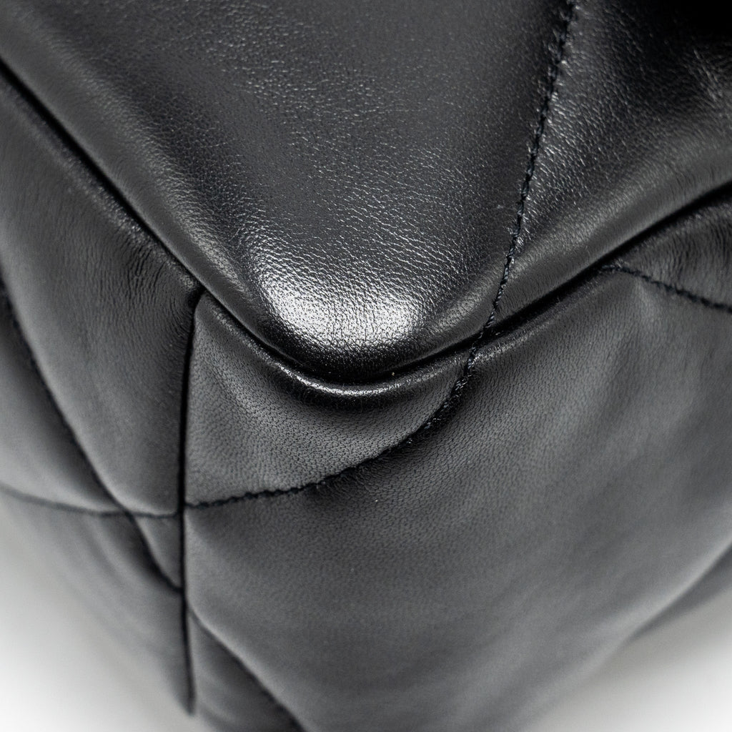 CHANEL LARGE 19 BAG LAMBSKIN BLACK GHW