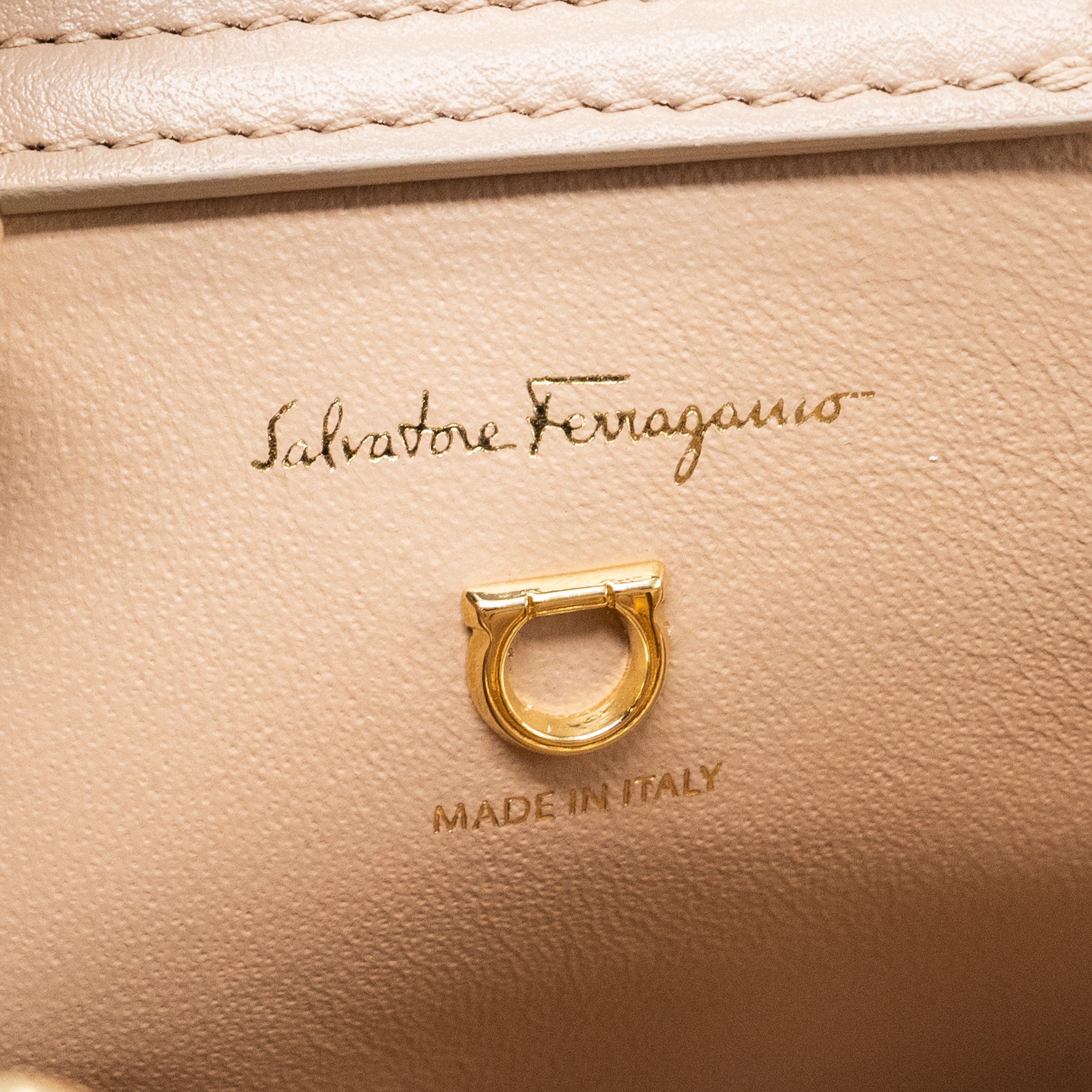 FERRAGAMO GANCINI QUILTED TOTE BAG CALFSKIN BEIGE LGHW