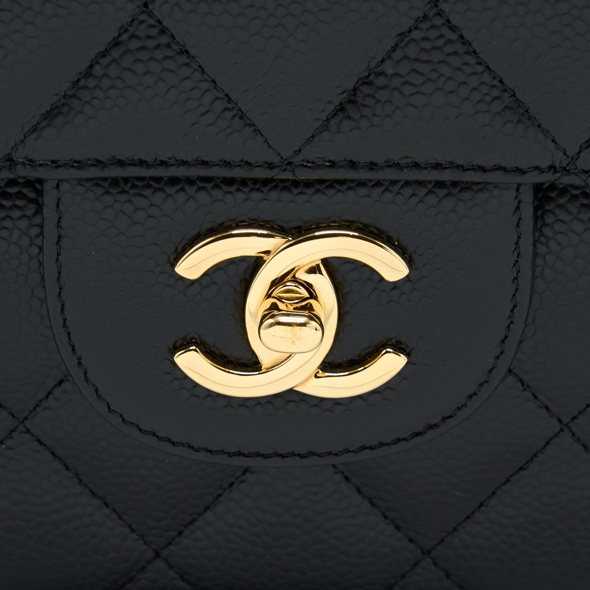CHANEL JUMBO CLASSIC FLAP BAG CAVIAR BLACK GHW