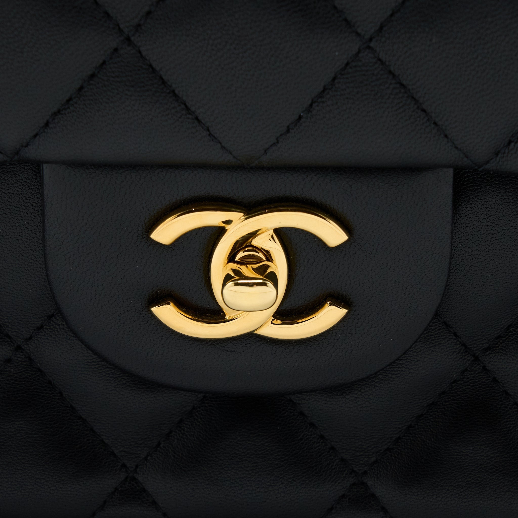 CHANEL JUMBO CLASSIC DOUBLE FLAP BAG LAMBSKIN BLACK GHW