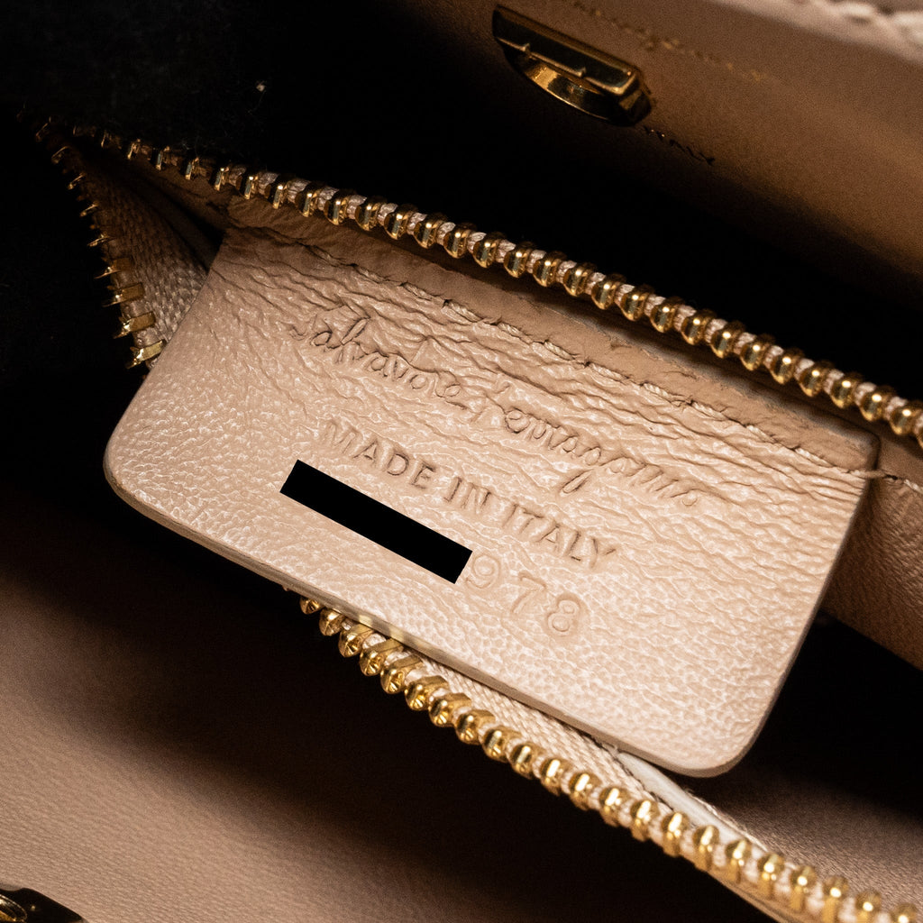 FERRAGAMO GANCINI QUILTED TOTE BAG CALFSKIN BEIGE LGHW