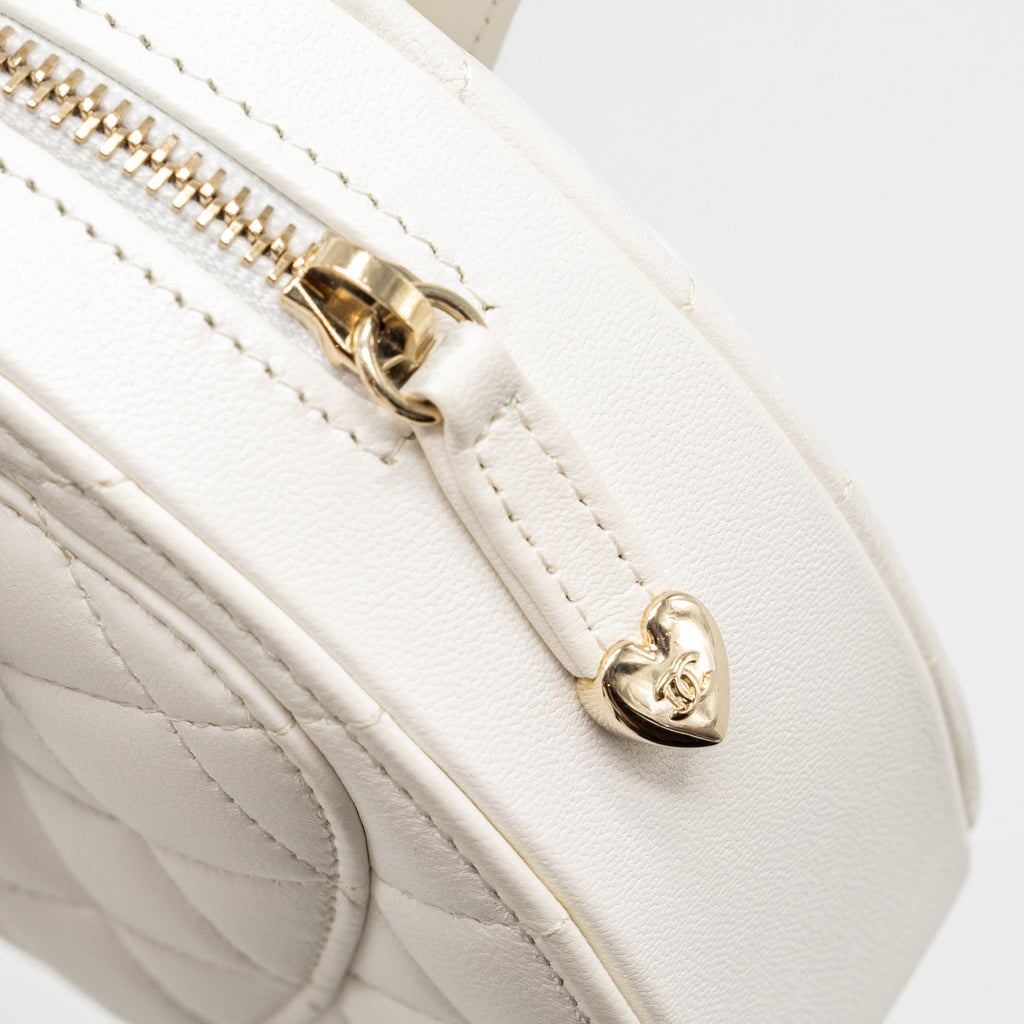 CHANEL 22S SMALL HEART BAG LAMBSKIN WHITE LGHW