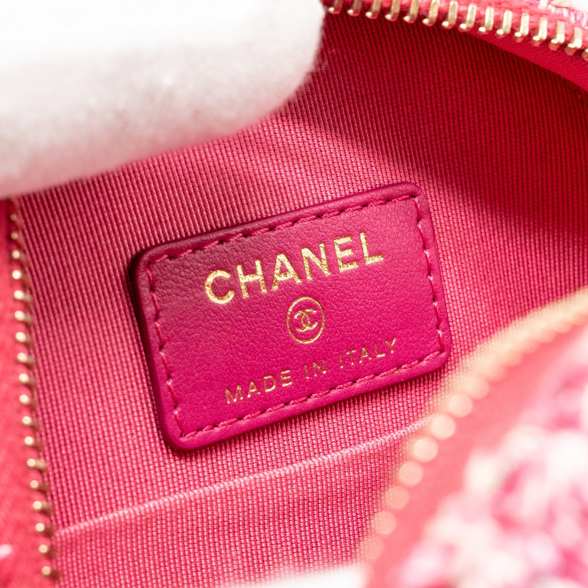 CHANEL ROUND CLUTCH WITH CHAIN TWEED PINK/MULTICOLOUR LGHW